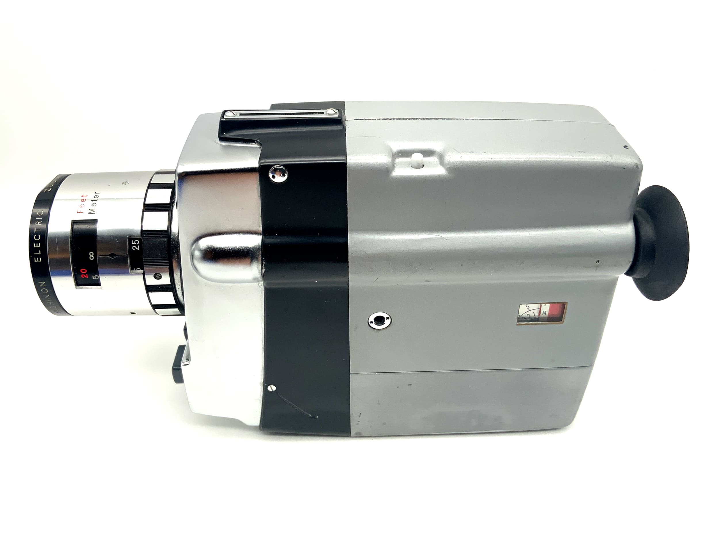 Yashica Super-8 50 Filmkamera mit Yashinon 1:1.7 8.5-42.5mm Super 8 mit Griff