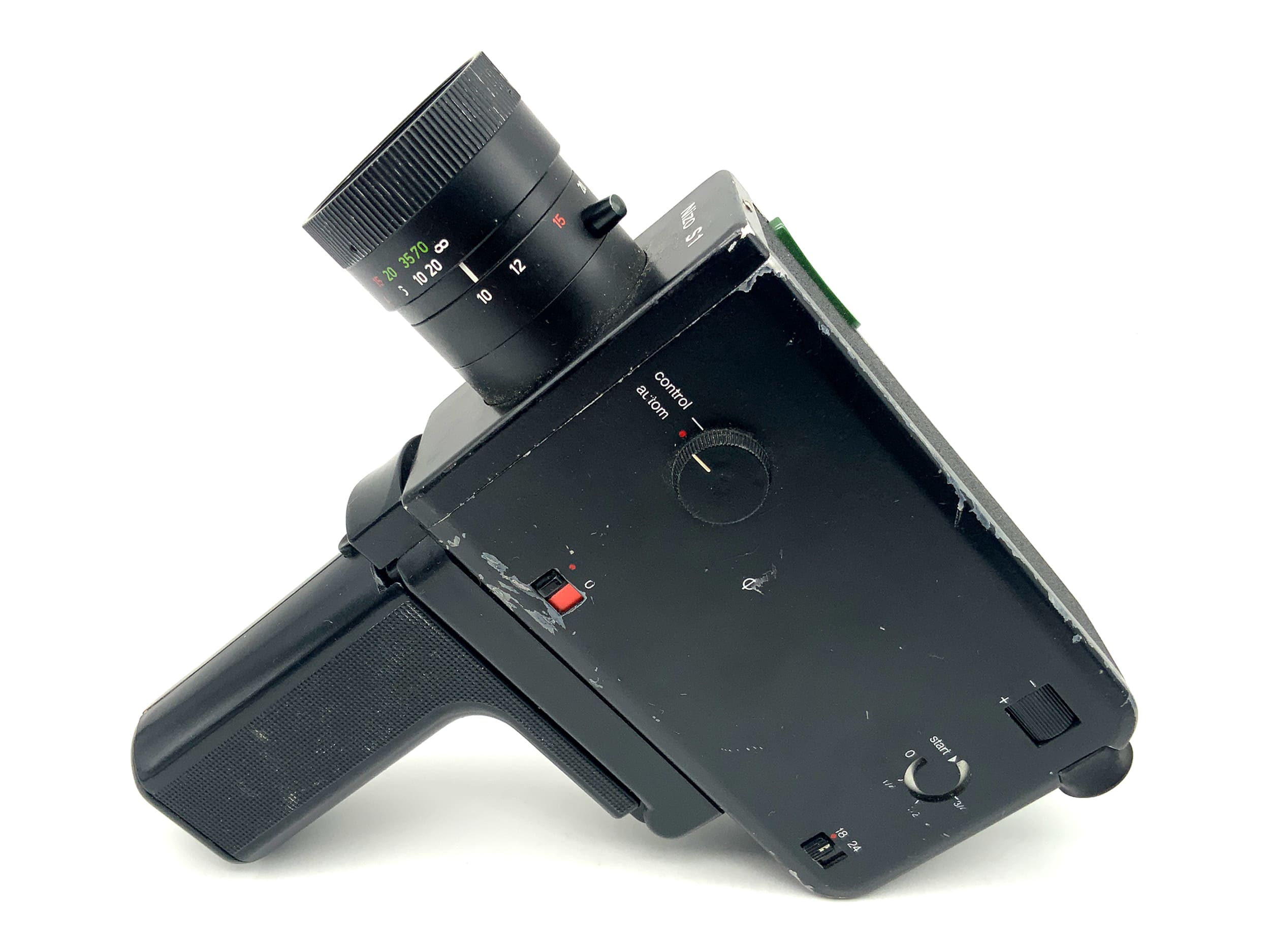 Braun Nizo S1 Filmkamera mit Variogon 1:1.8/10-30mm Super 8 Schmalfilm