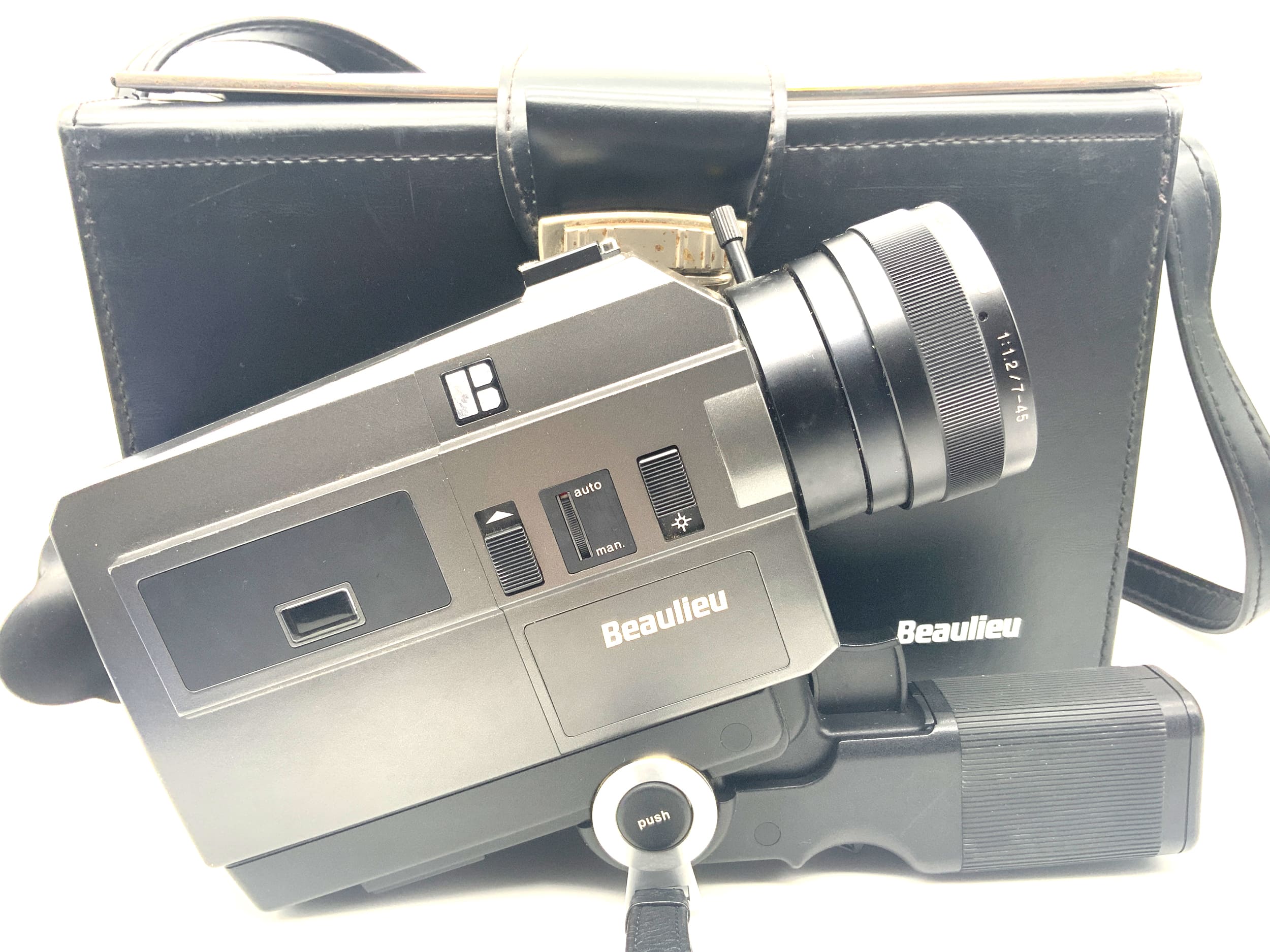 Beaulieu 1008 XL Filmkamera mit Zoom Macro 1:1.2/7-45 Super 8 mit Tasche