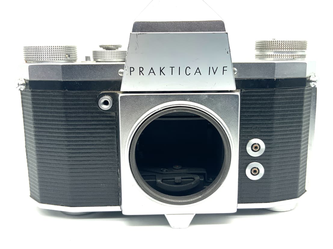 Pentacon Praktica IV F SLR 35mm Spiegelreflexkamera analog Body Gehäuse (M42)