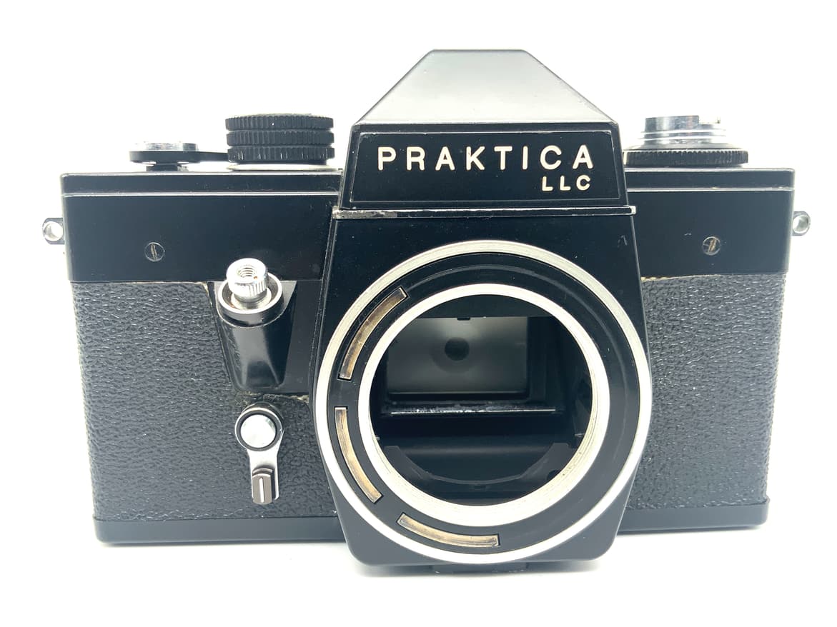Pentacon Praktica LLC SLR 35mm Spiegelreflexkamera analog Body Gehäuse (M42)