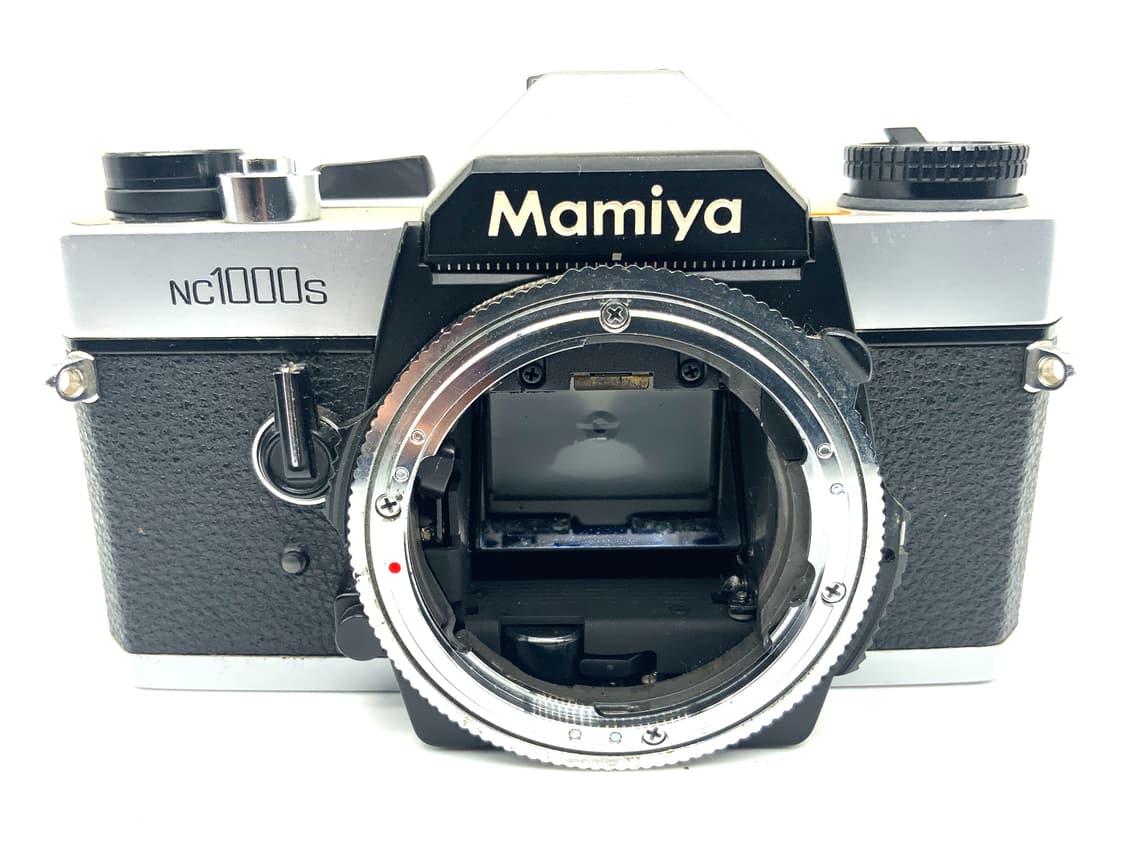 Mamiya NC 1000S SLR 35mm Spiegelreflexkamera analog Body Gehäuse (Mamiya ZE)