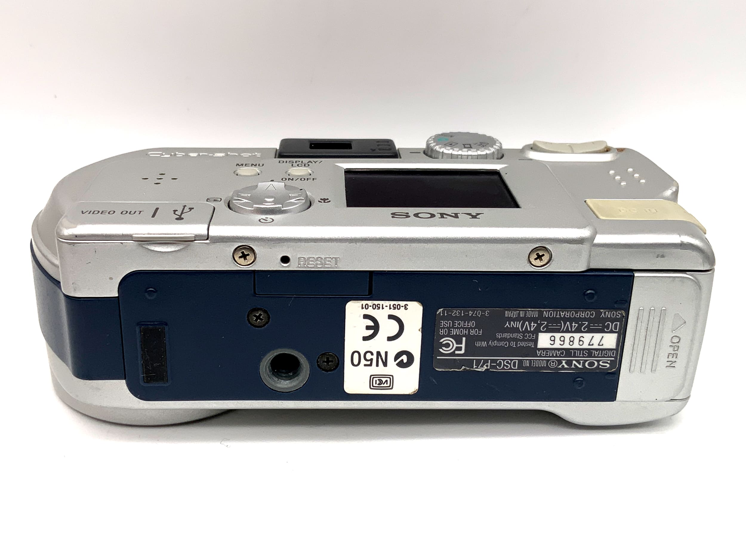 Sony Cyber-Shot DSC-P71 Digitale Kompaktkamera Optical 3x f=8.0-24mm 1:2.8-5.3