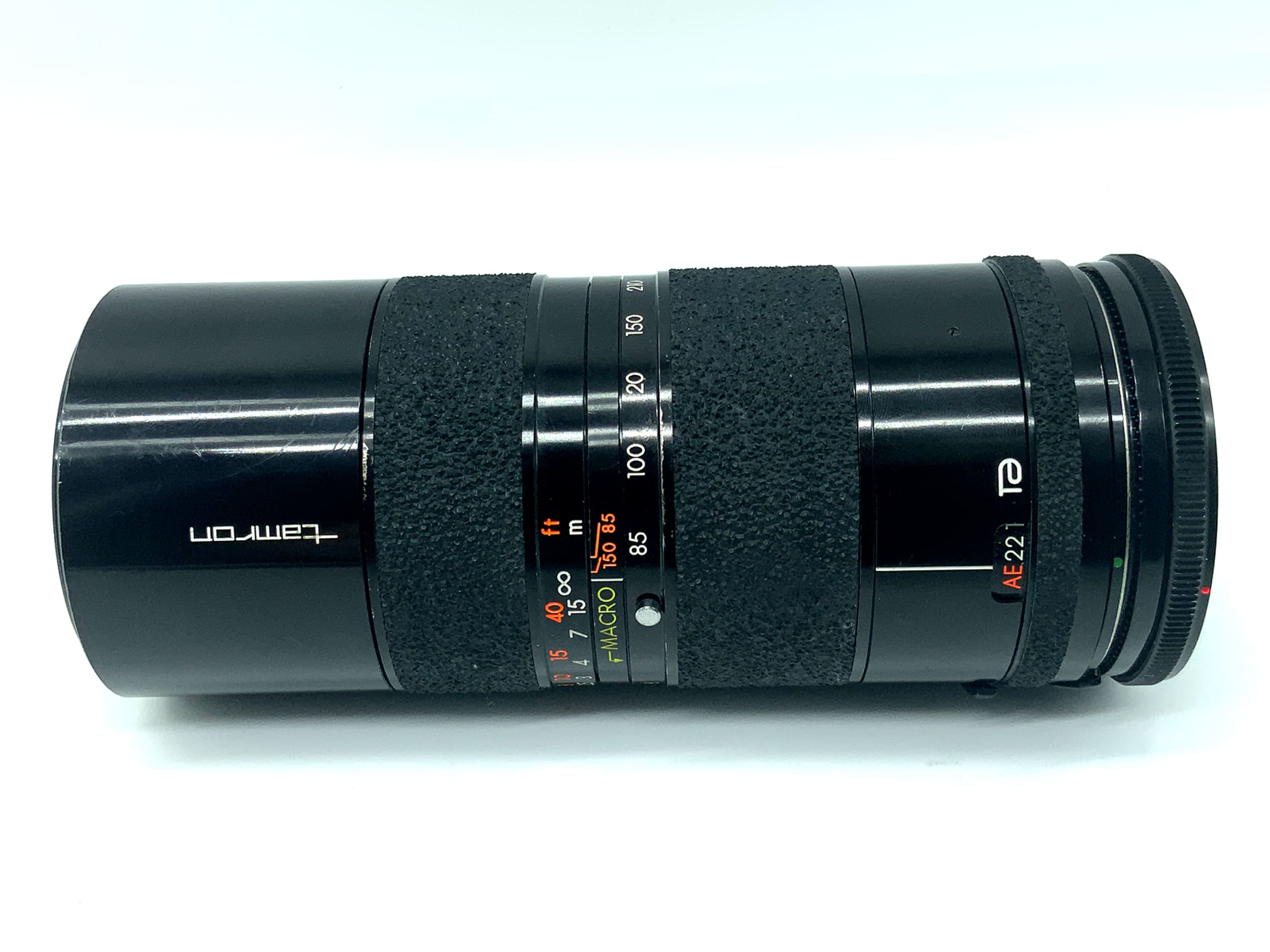 Tamron 85-210mm 1:4.5 Lens BBAR MC Macro Zoom Lens (Canon FD)