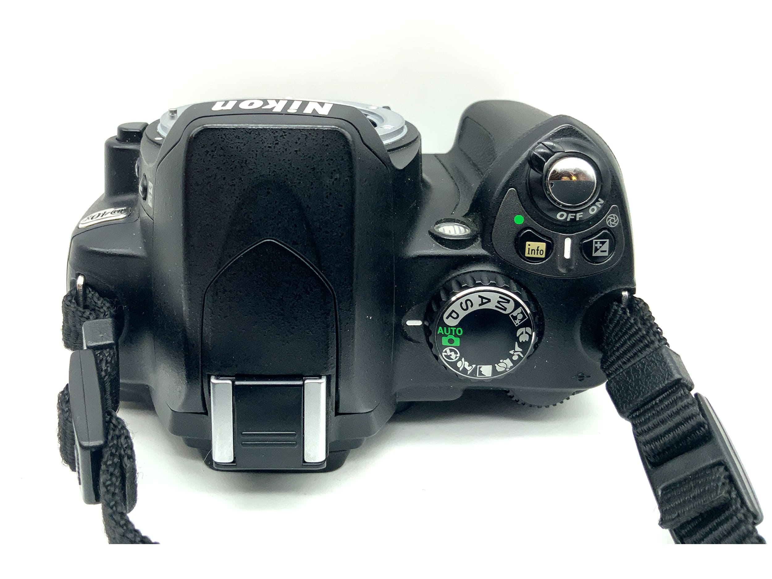 Nikon D40x DSLR Spiegelreflexkamera Body Gehäuse (Nikon AF)