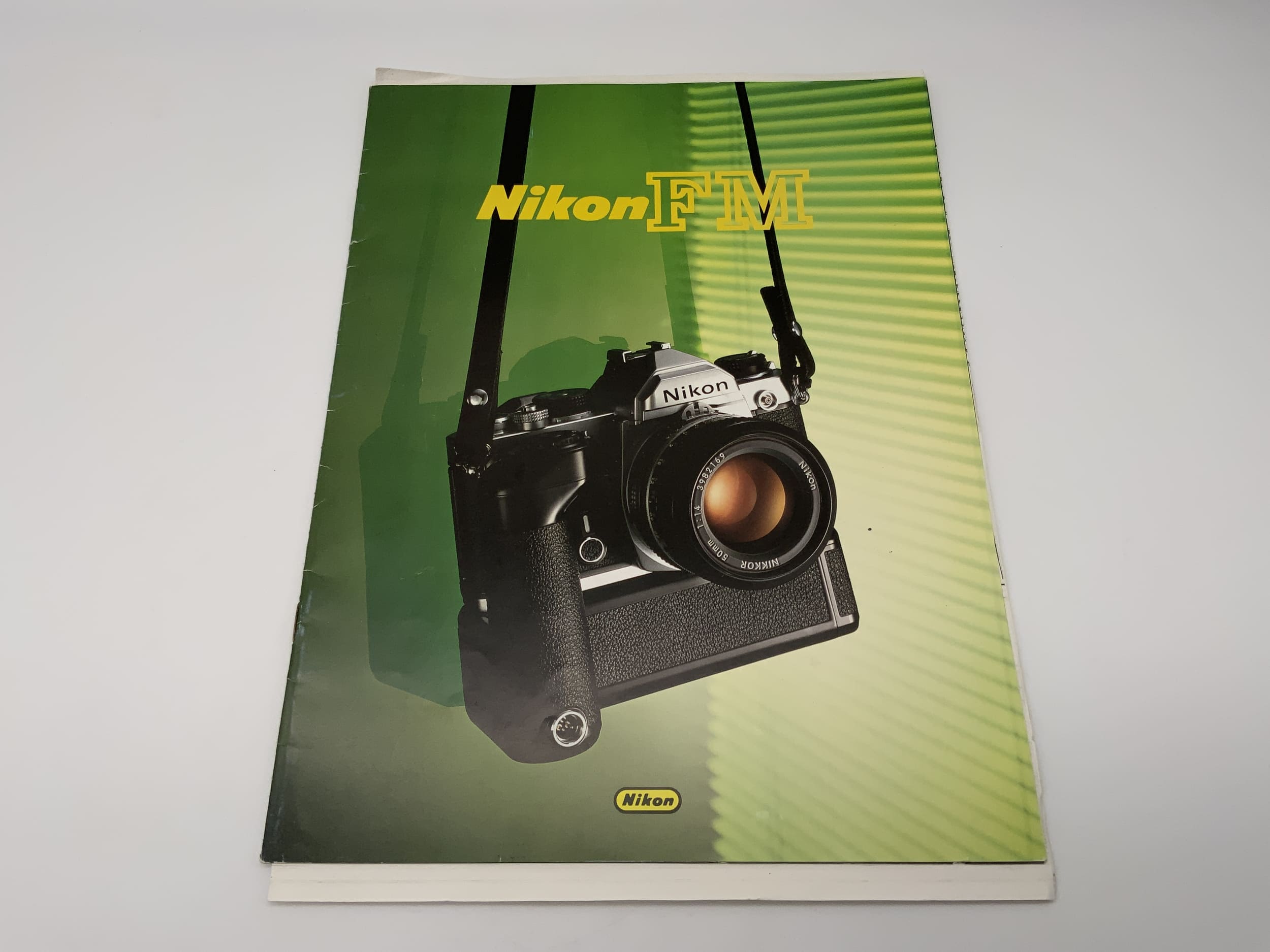 Nikon FM Produktinformation Broschüre Deutsch Magazin Zeitschrift