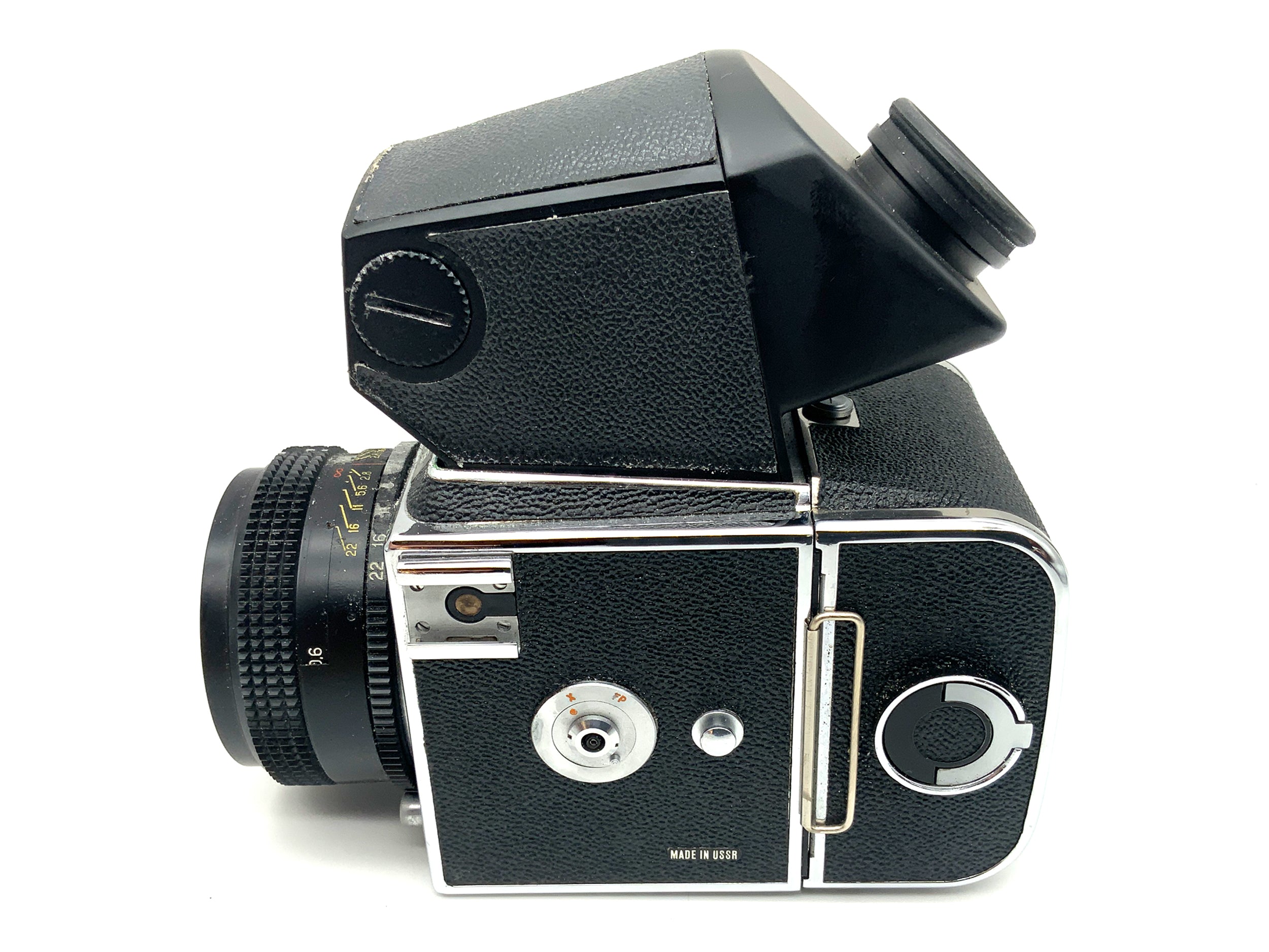 Arsenal Kiev 88 Mittelformatkamera mit Volna-3 2.8/80 MC mit TTL Prisma