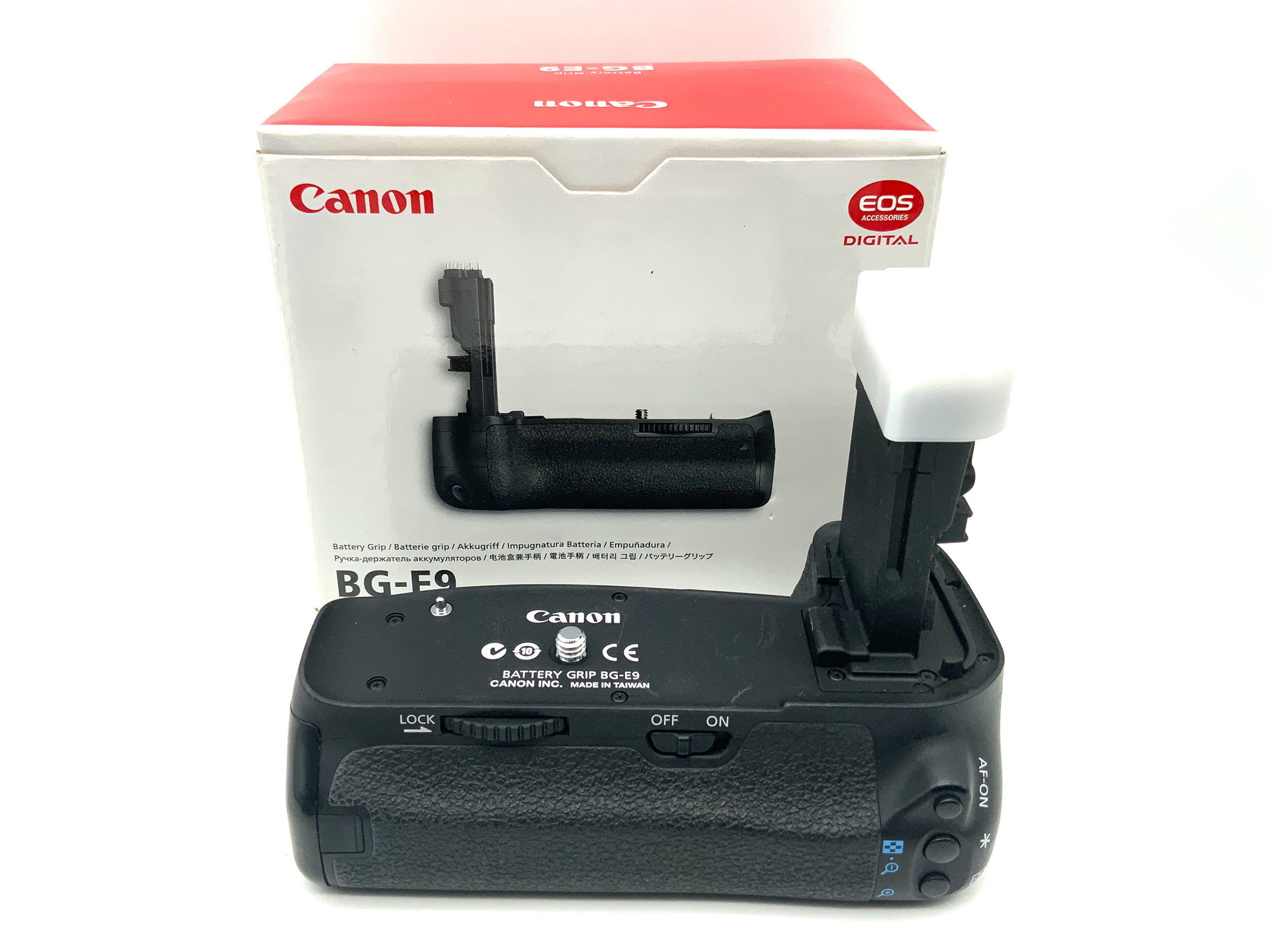 Poignée d'alimentation Canon BG-E9 pour EOS 60D dans son emballage d'origine.