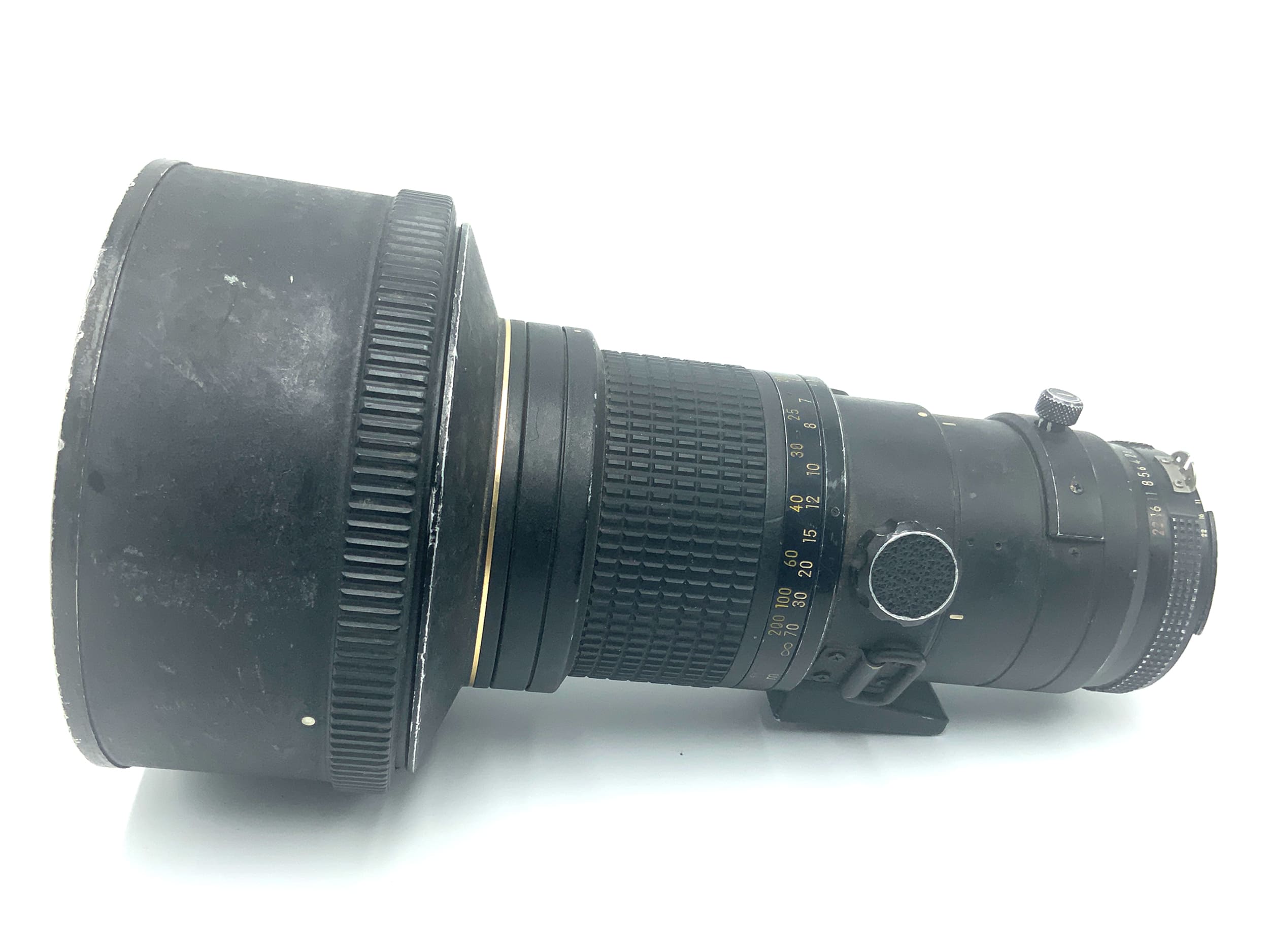 Nikon Nikkor * ED 300mm 1:2.8 Objektiv Festbrennweite (Nikon F)