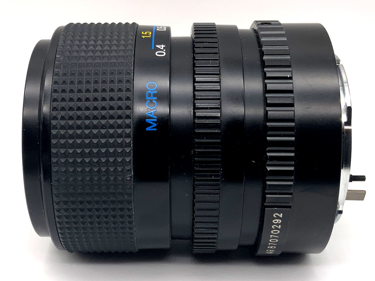 Objectif Exakta 35-70 mm 1:3,5-4,8 Objectif zoom MC Macro (Konica AR)
