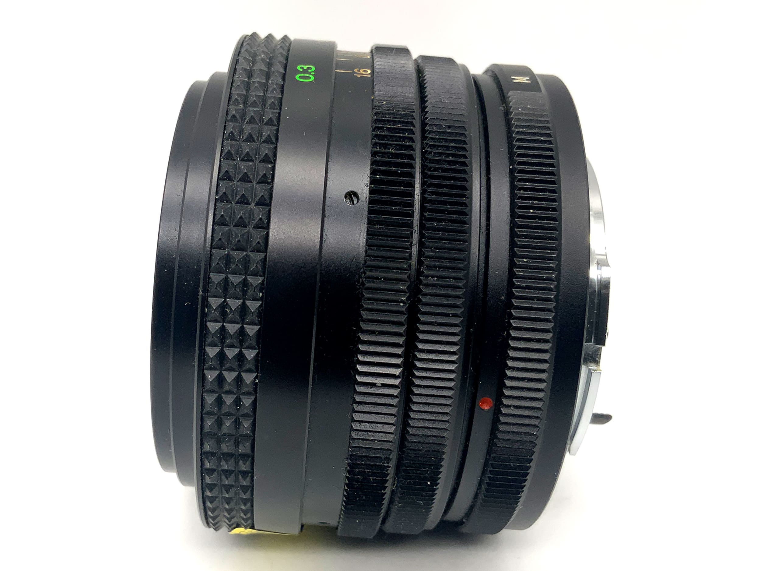 Objectif Vivitar 28 mm 1:2.8 à focale fixe grand angle automatique (Konica AR)