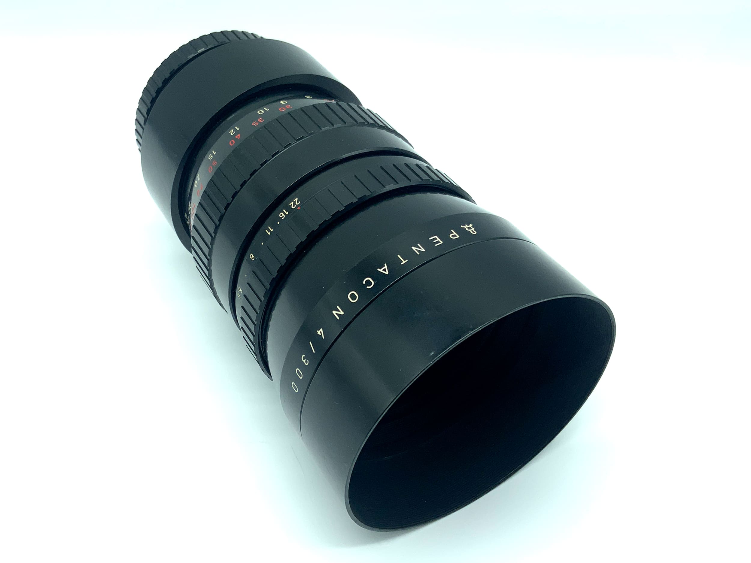 Objectif fixe Pentacon 300 mm 1:4 (Pentacon Six)