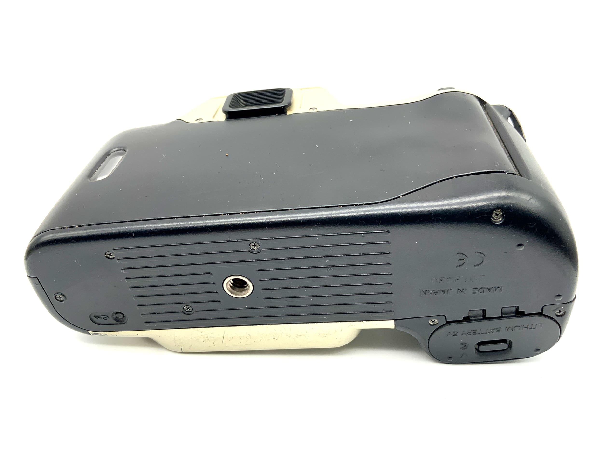 Nikon F50 SLR 35mm Spiegelreflexkamera analog Body Gehäuse (Nikon AF)