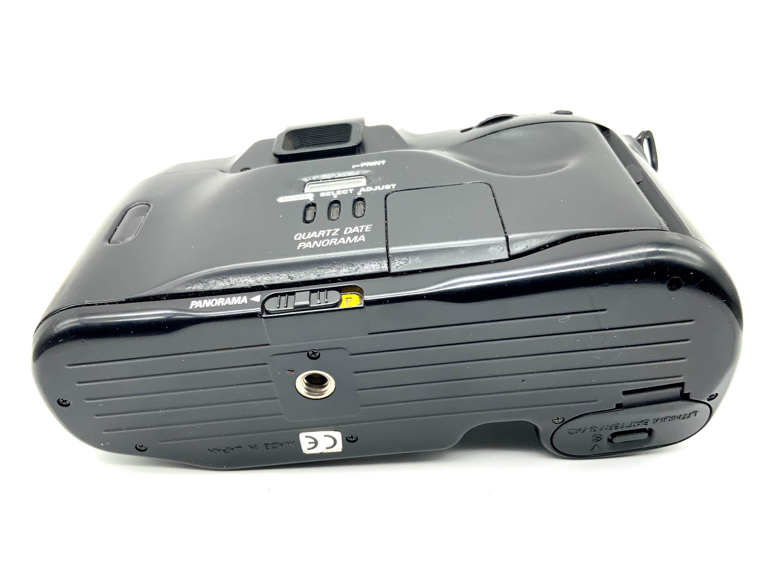 Nikon F70 SLR Quartz Date Panorama 35mm SLR analog Body (Nikon AF)