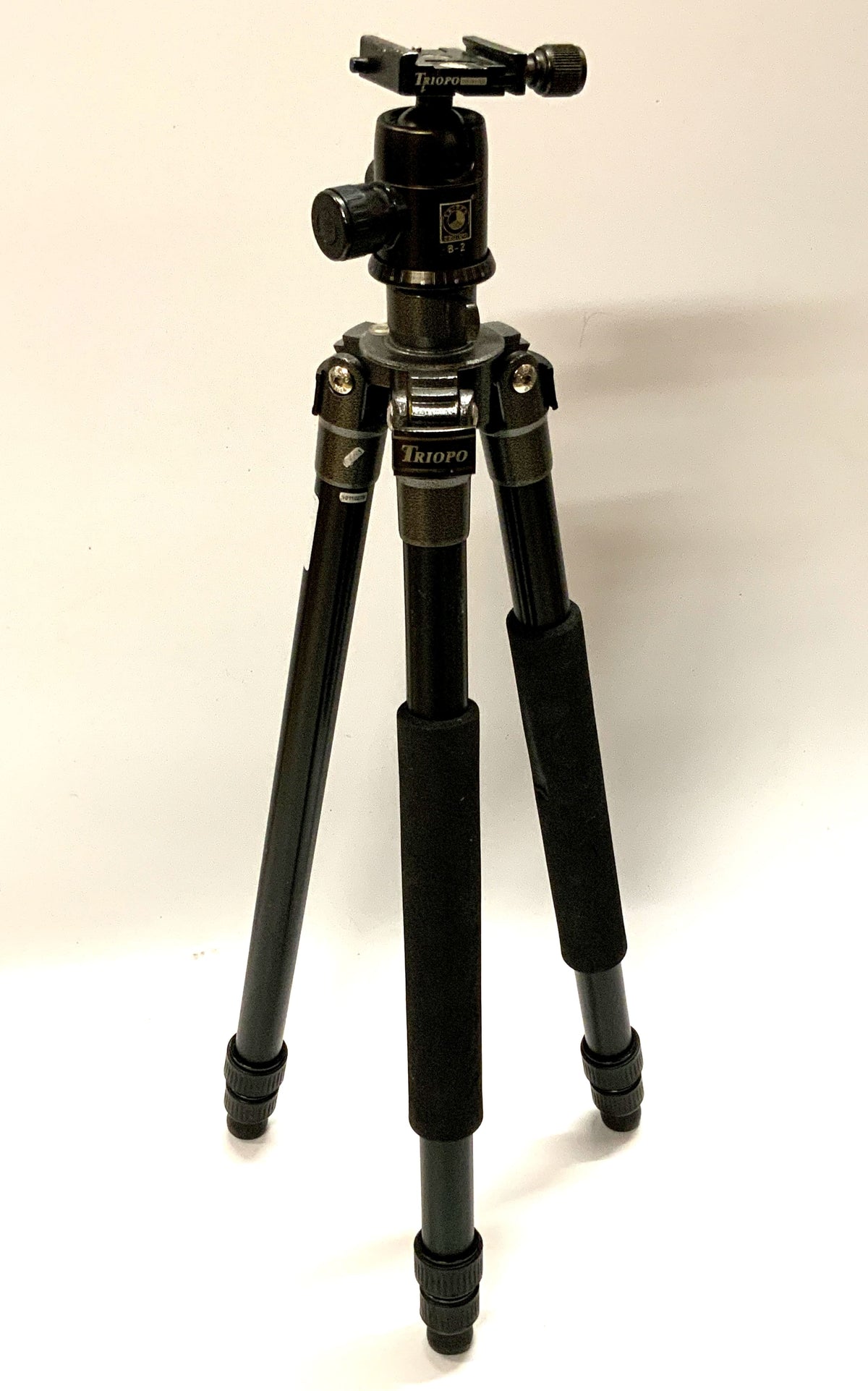 Tripo MX-1227 Stativ schwarz mit Triope B-2 Stativkopf und GS-13-15 Fotostativ