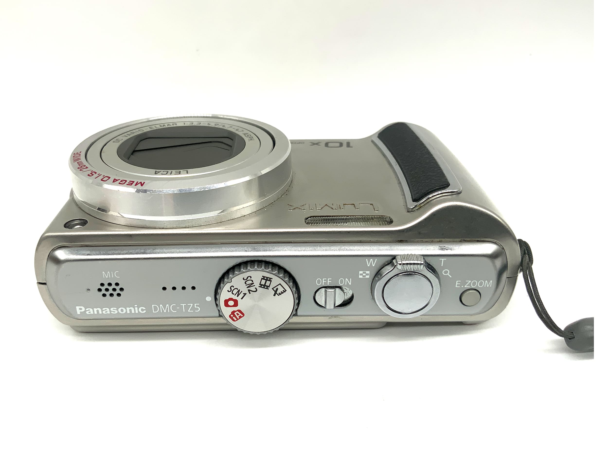 Panasonic Lumix DMC-TZ5 mit Leica DC Vario-Elmarit f/4.7-47mm Displayschaden