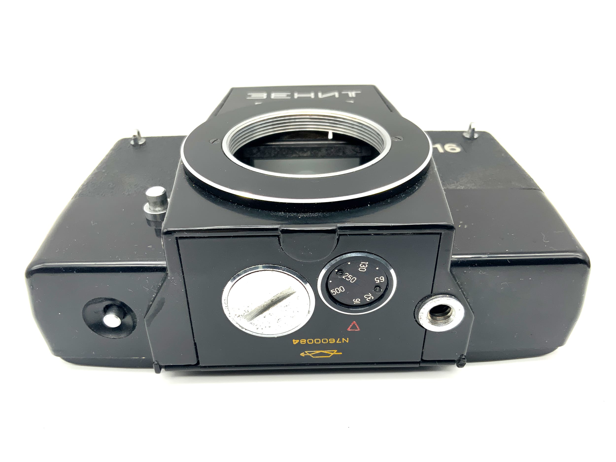 KMZ Zenit 16 Halbautomatic SLR 35mm SLR analog Body (M42)