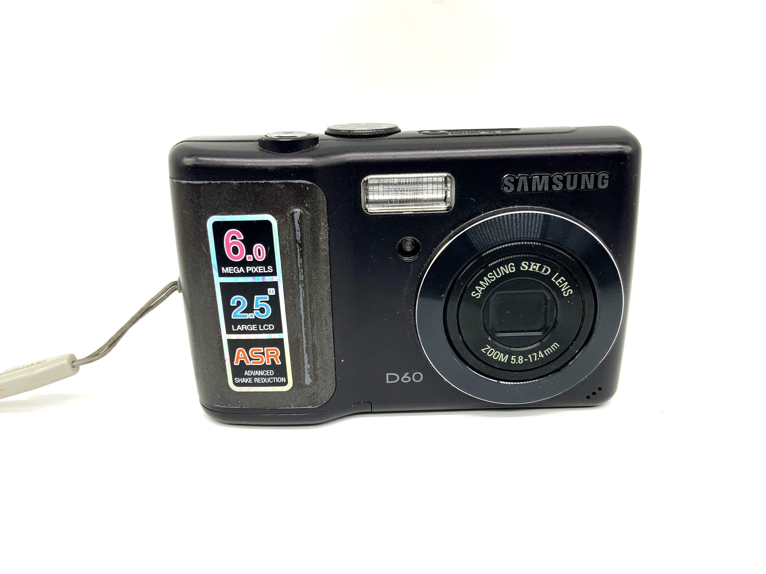 Samsung D60 Digitale Kompaktkamera mit 5.8-17.4mm Bleibt aus