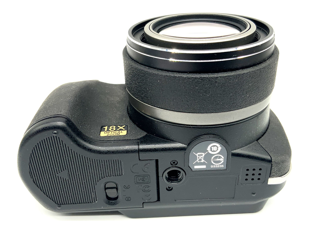 Olympus SP-560UZ Bridgekamera mit 4.7-84.2 1:2.8-4.5 Digitalkamera