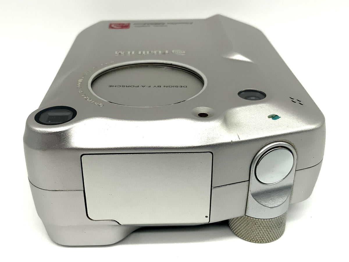Fujifilm FinePix 6800 Digitale Kompaktkamera mit 8.3-24.9