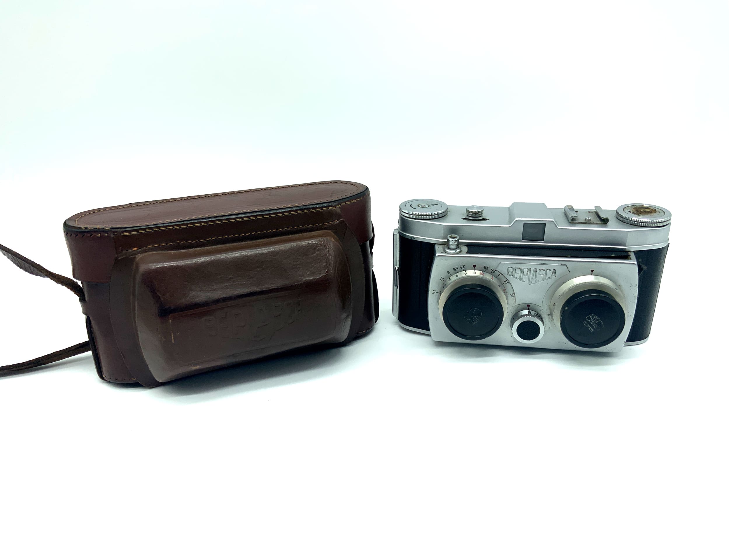 Belka Werk VEB Belplasca Sucherkamera mit Carl Zeiss Jena Tessar 3.5/37.5mm