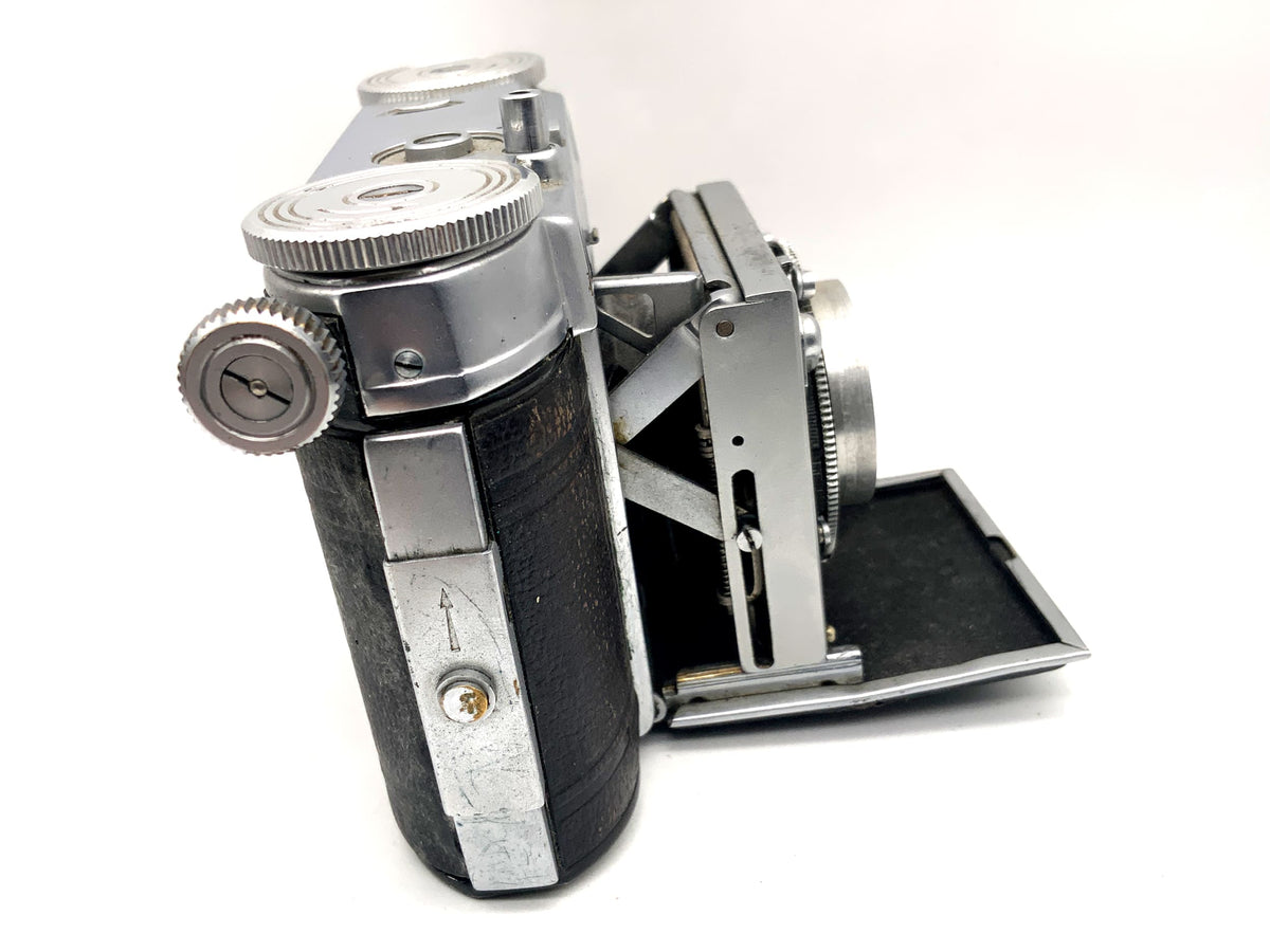 Appareil photo pliant Certo Dollina II avec objectif analogique Carl Zeiss Tessar 50 mm 1:2,8