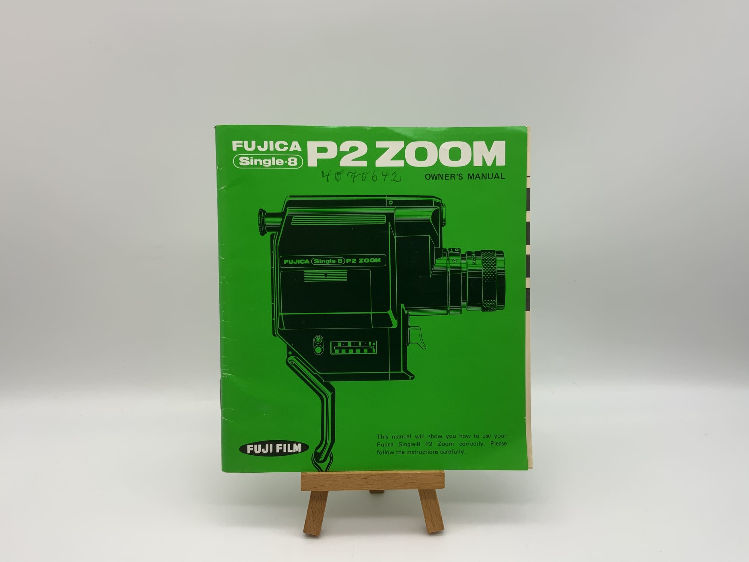 Manuel d'utilisation du zoom Fujica Single-8 P2 (allemand/anglais)