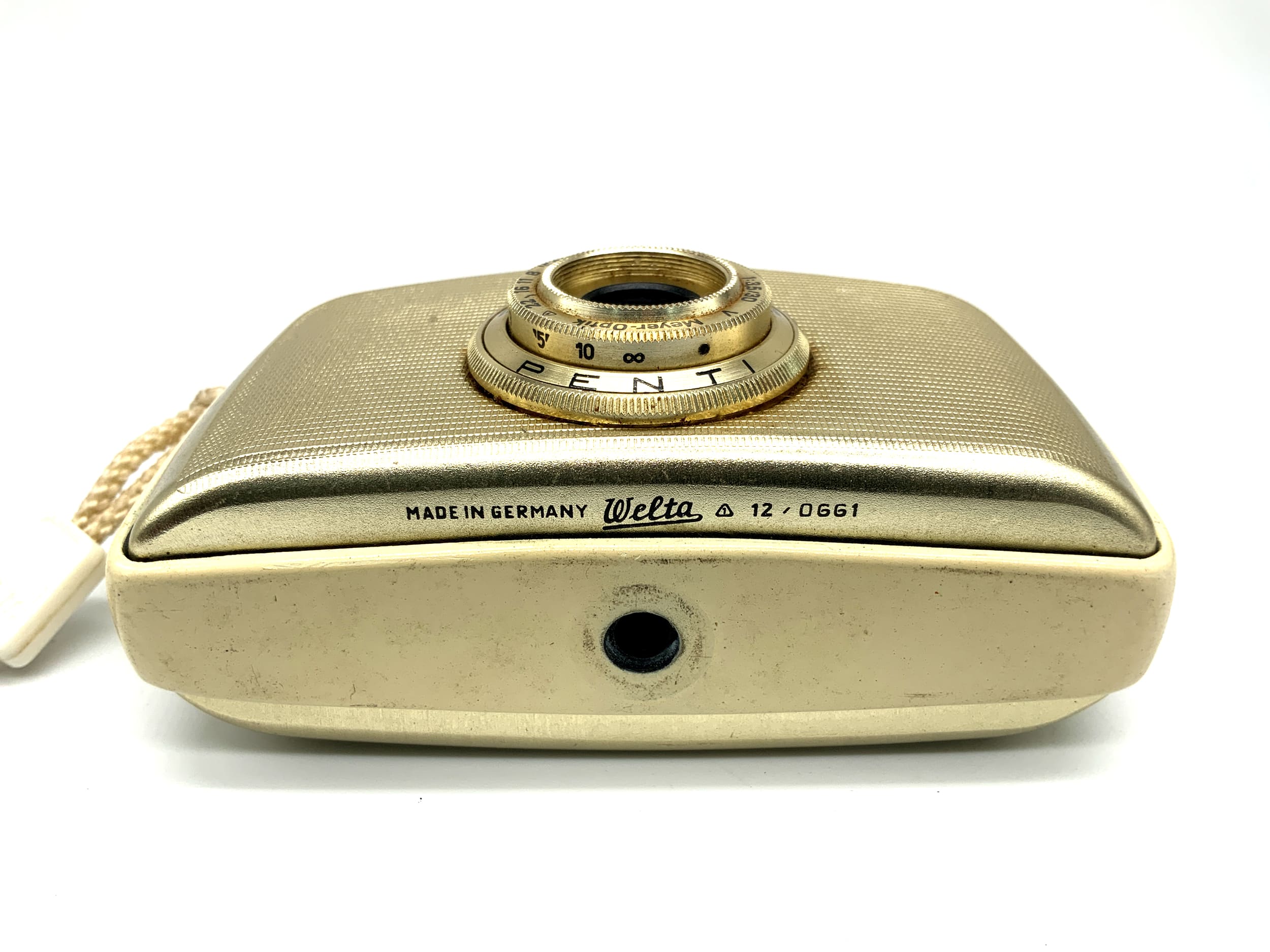 Pentacon Penti Sucherkamera mit 1:3.5/30mm V Meyer-Optik Trioplan Analogkamera