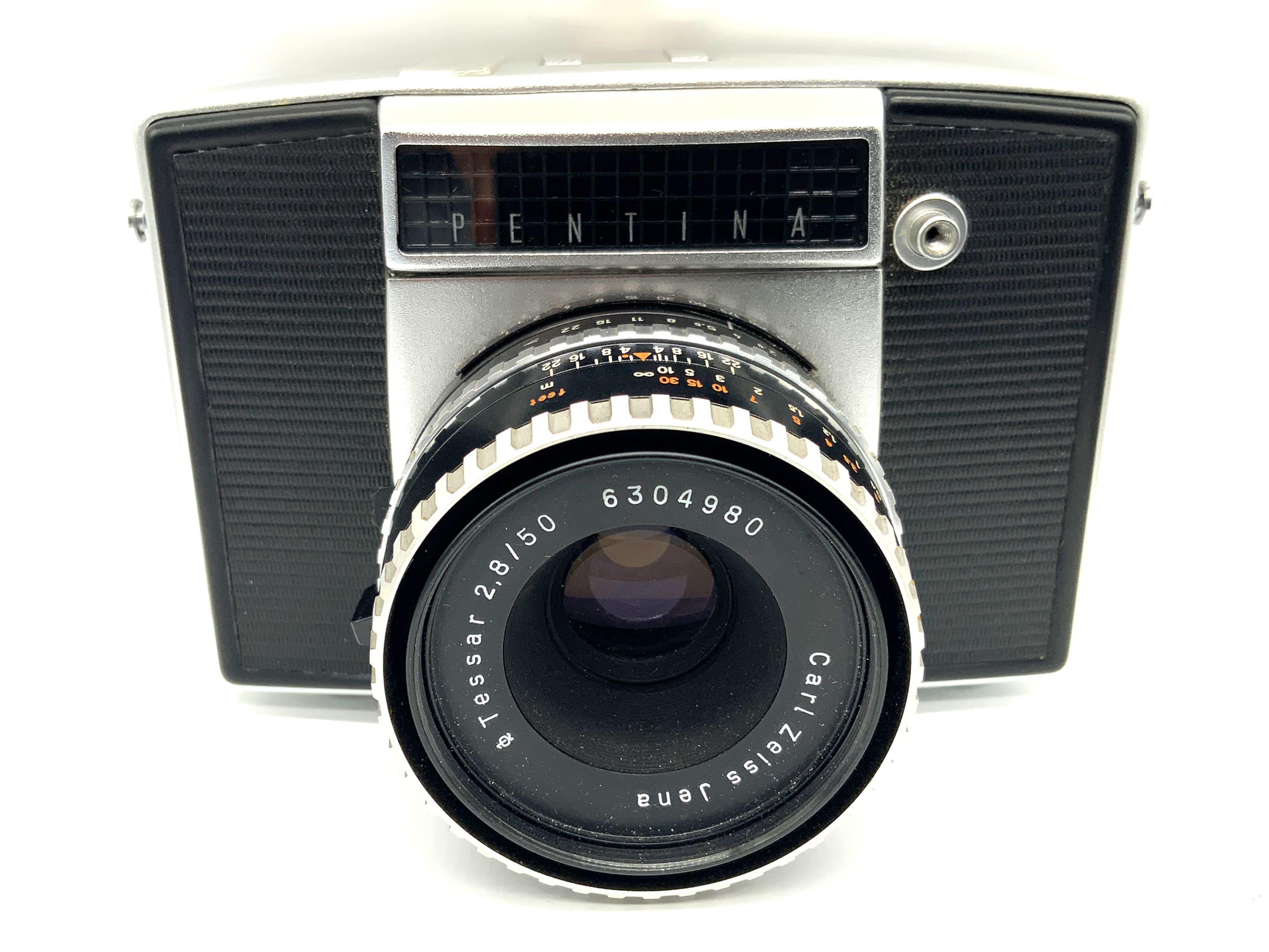 Pentacon Pentina SLR 35mm SLR analog Body (Carl Zeiss Tessar 50mm 1:2.8)