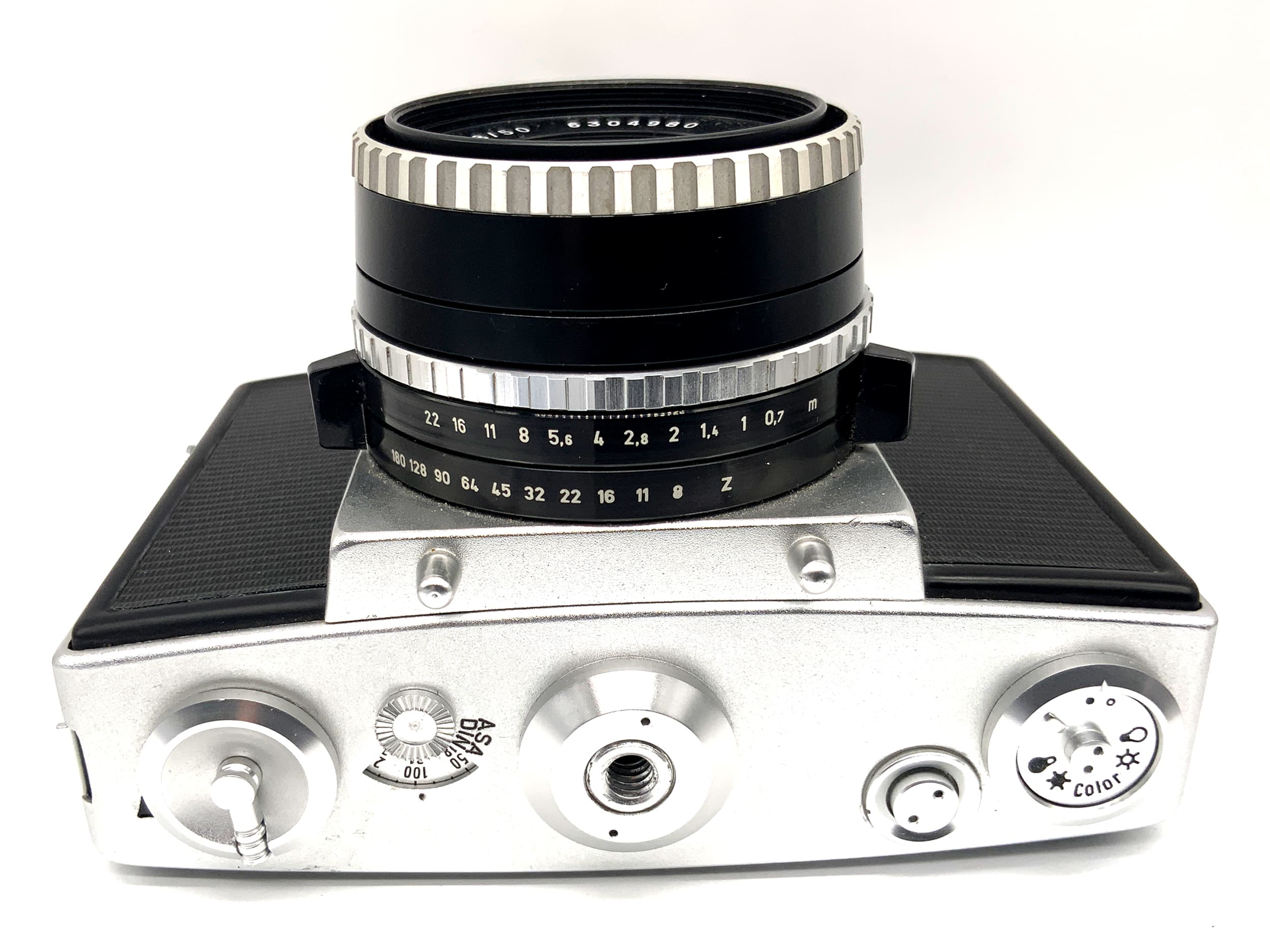 Pentacon Pentina SLR 35mm SLR analog Body (Carl Zeiss Tessar 50mm 1:2.8)