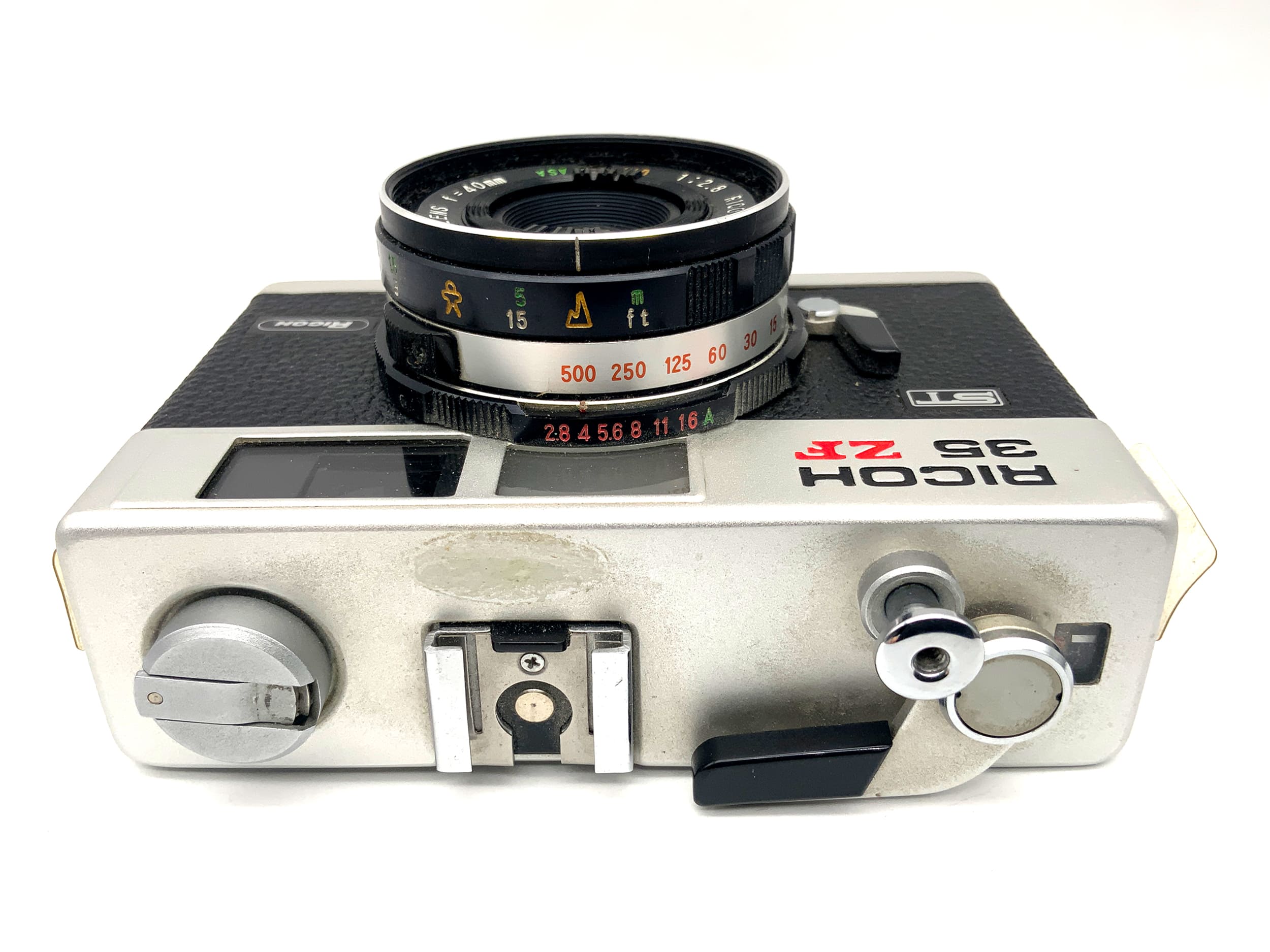 Ricoh 35 ZF Sucherkamera mit Rikenon 40mm 1:2.8 Kompaktkamera Analogkamera