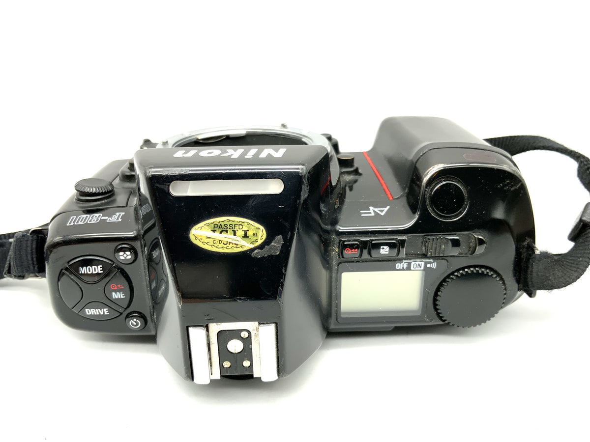 Nikon F-801 SLR mit Data Back Nikon MF-20 35mm SLR analog Body (Nikon AF)