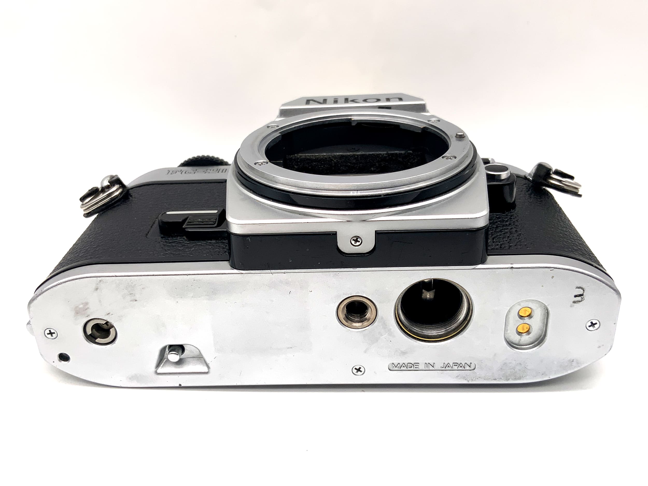 Nikon FG-20 SLR 35mm Spiegelreflexkamera analog Body Gehäuse (Nikon F)