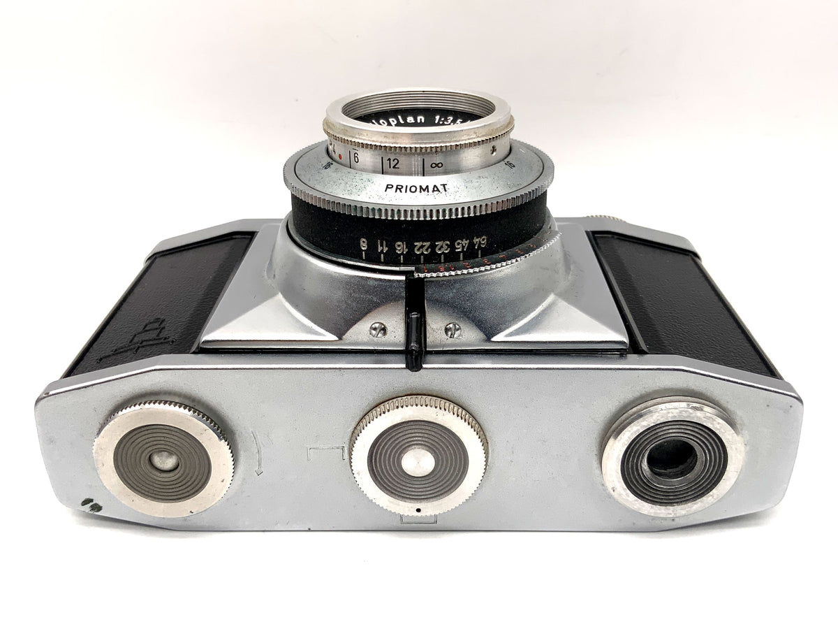 Pentacon Pentona Sucherkamera mit Meyer Optik Trioplan 1:3,5 45mm red V Priomat