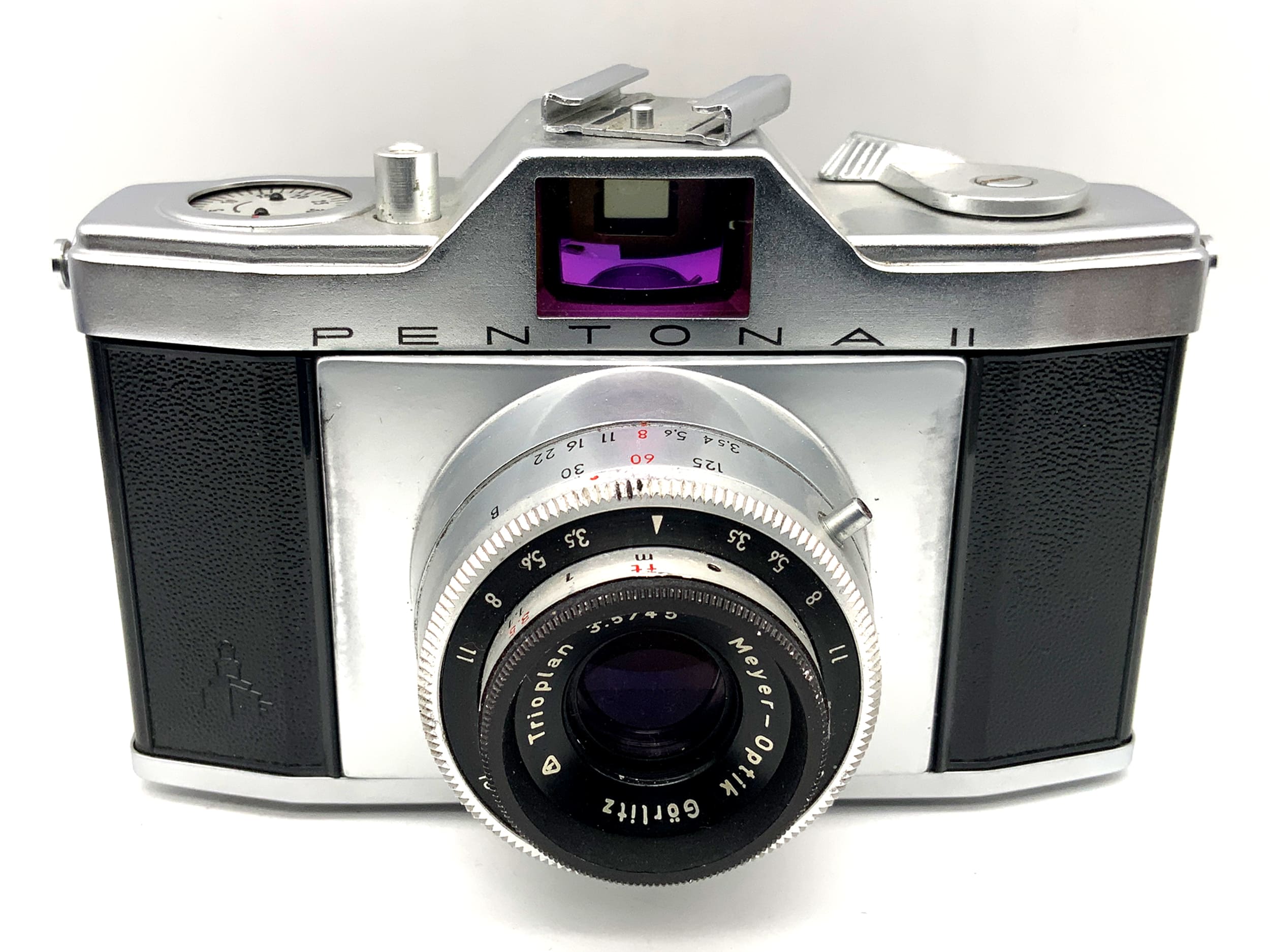 Pentacon Pentona II Sucherkamera mit Meyer Optik Trioplan 1:3,5 45mm Priomat