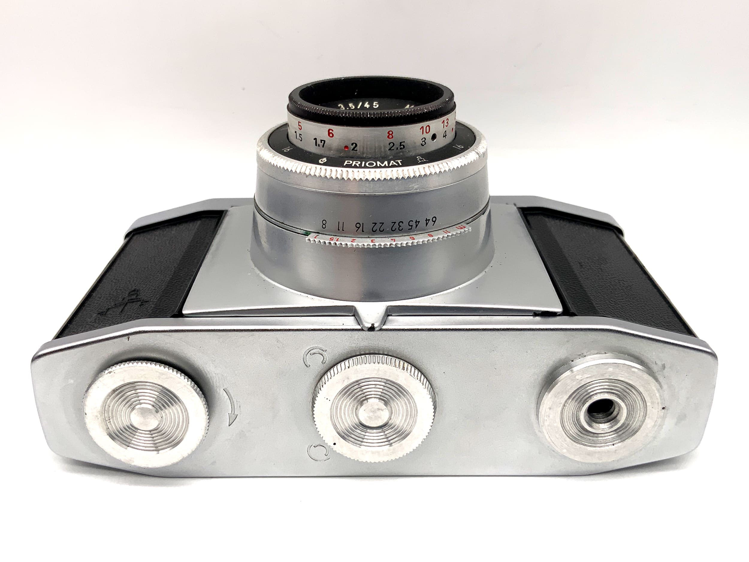 Pentacon Pentona II Sucherkamera mit Meyer Optik Trioplan 1:3,5 45mm Priomat