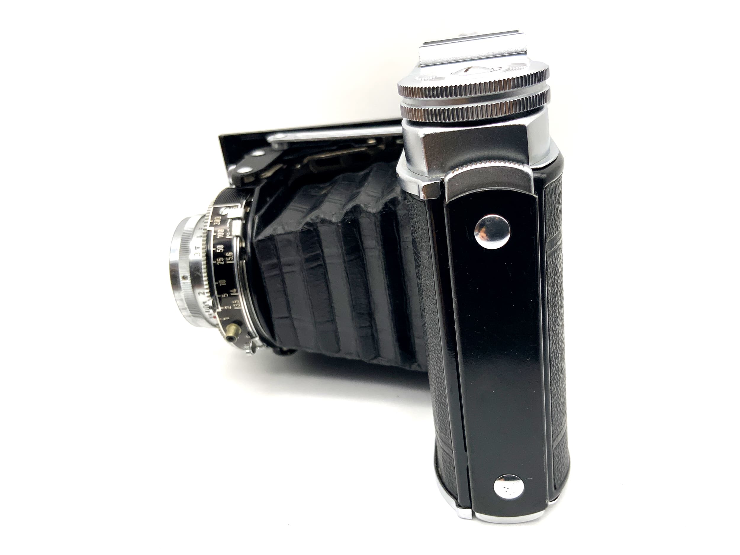 Voigtländer Perkeo E Klappkamera mit Color-Skopar 1:3,5 80mm RF Messsucher