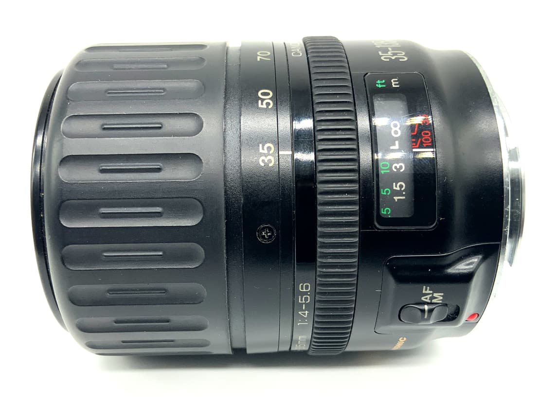 Canon Zoom Lens EF Ultrasonic 18-135mm 1:4-5,6 AF Zoomobjektiv (Canon EF)