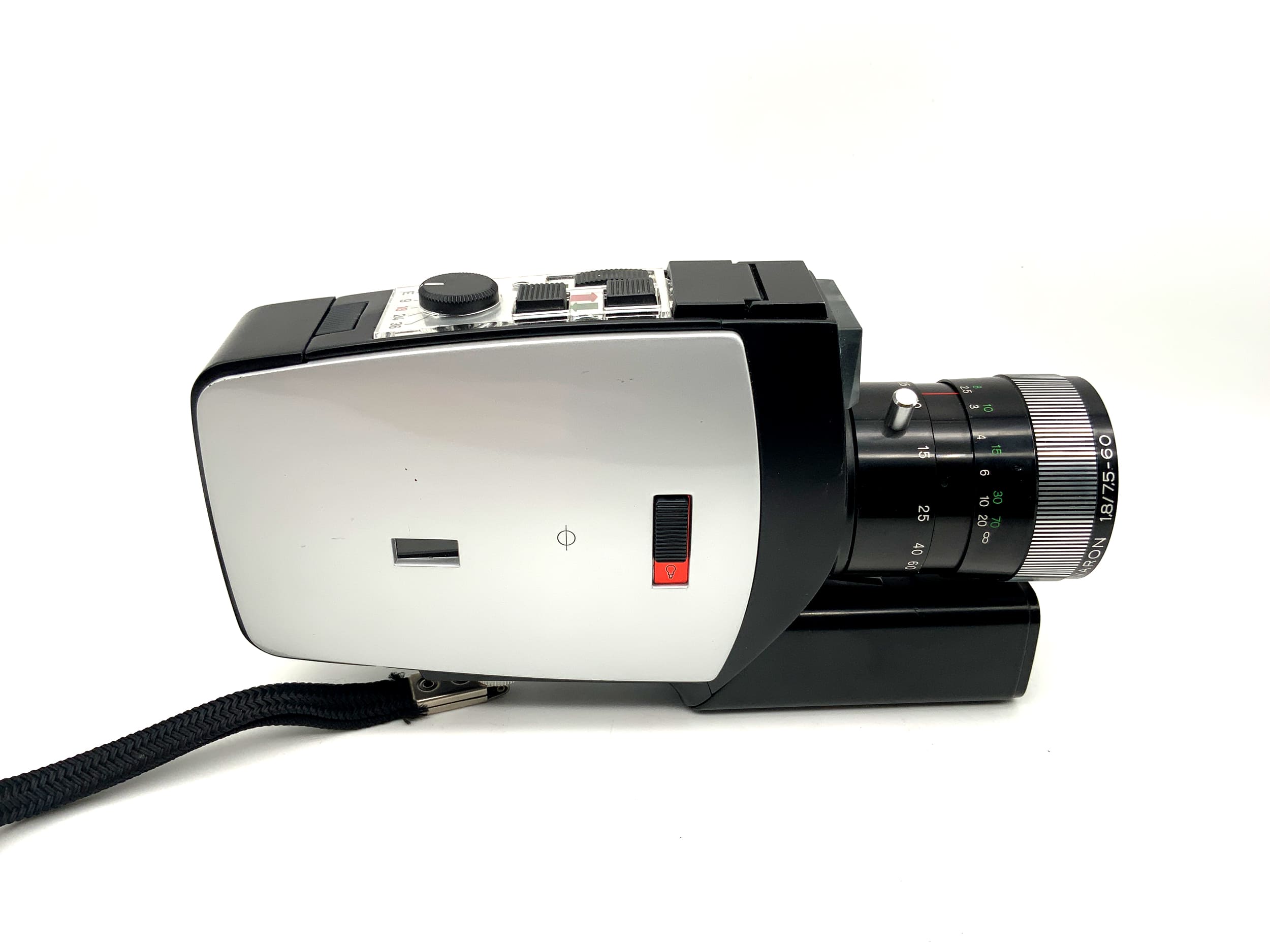 Bauer C8 Super Filmkamera mit Neovaron 1:1,8 7,5-60mm Super 8