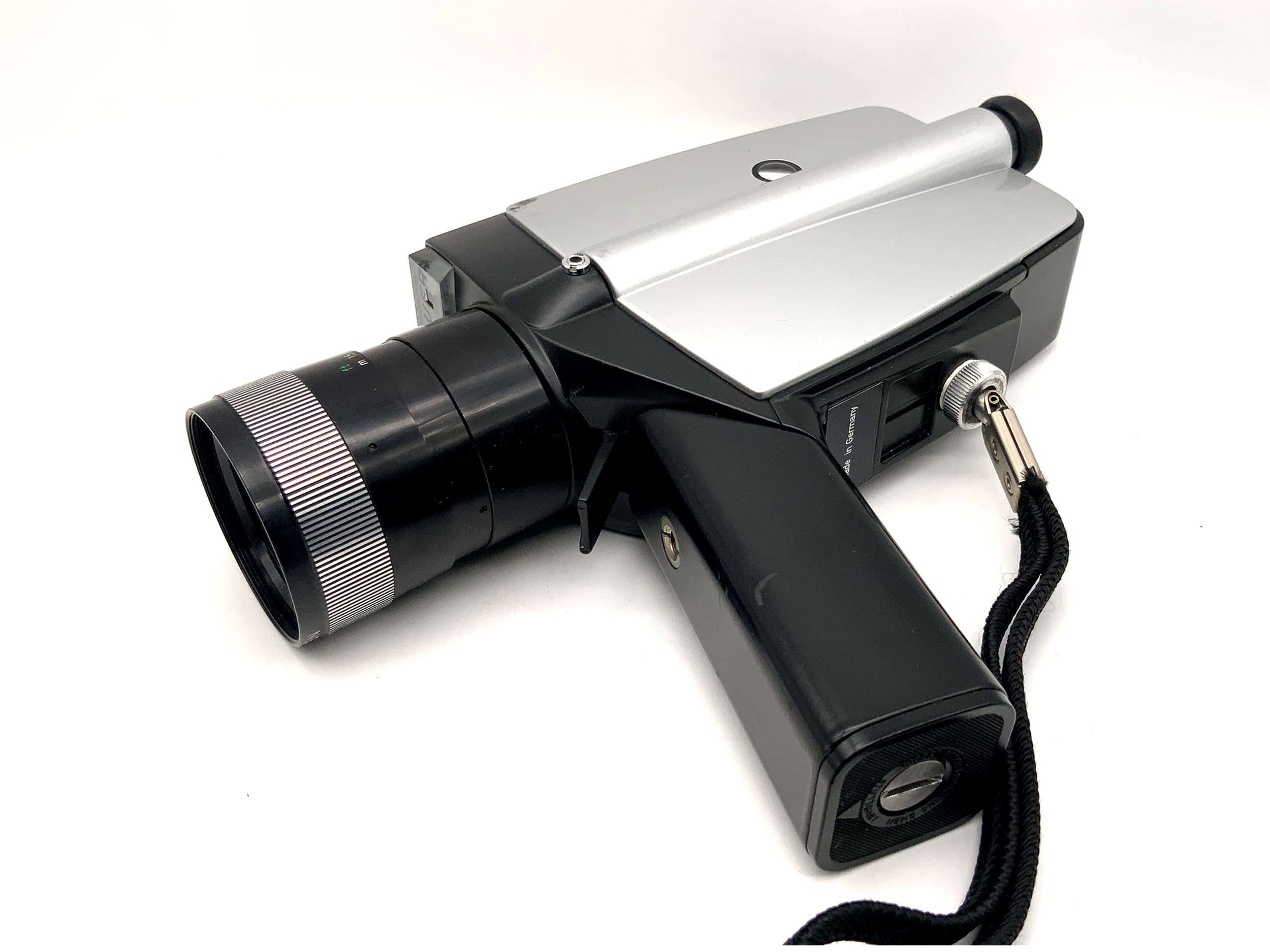 Bauer C8 Super Filmkamera mit Neovaron 1:1,8 7,5-60mm Super 8