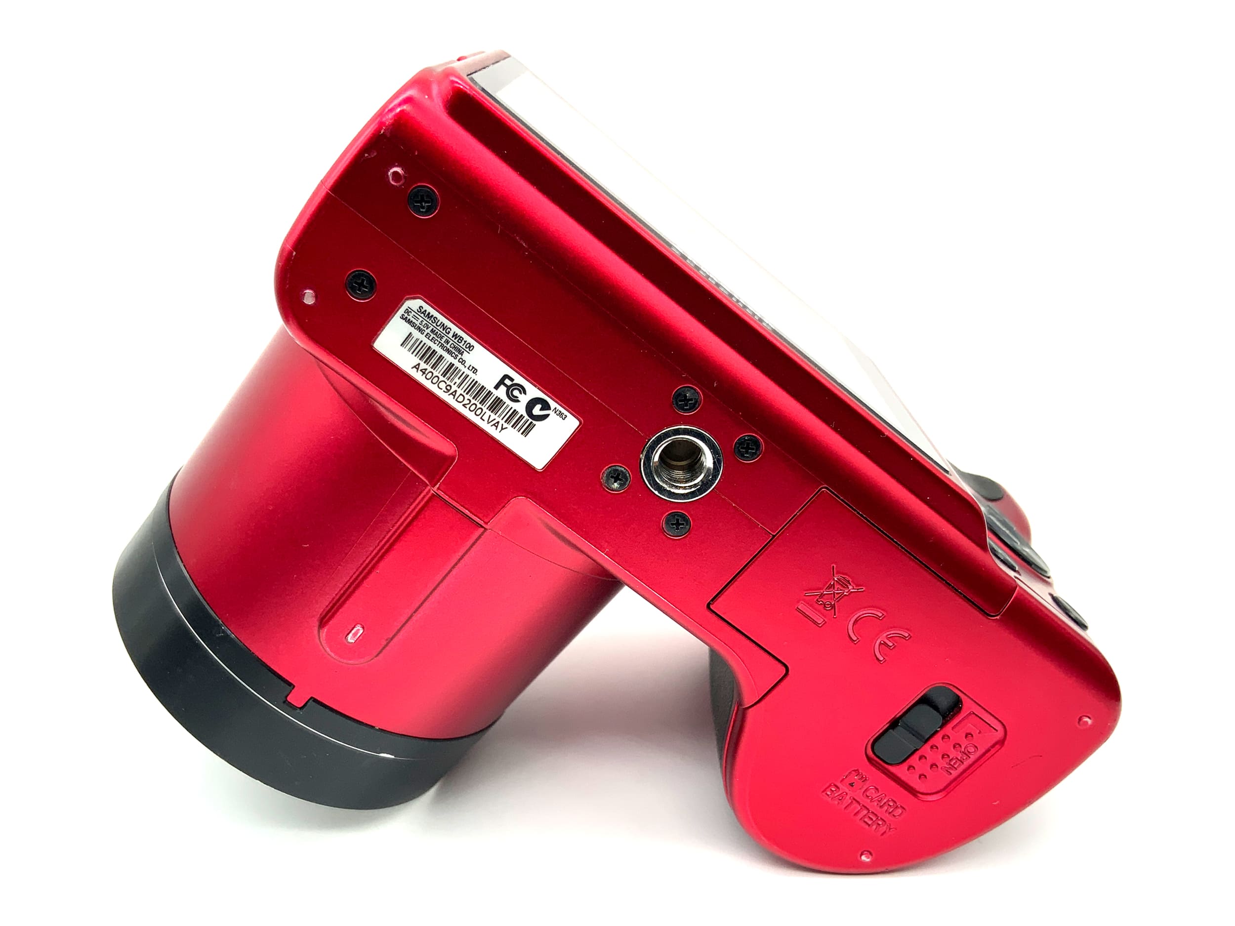 Samsung WB100 Bridgekamera mit 4-104mm 1:3,1-5,9 16.2MP Digitalkamera