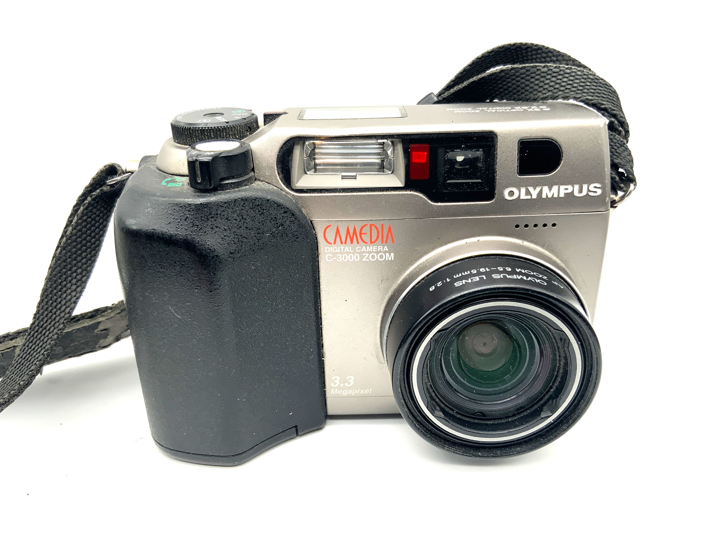 Olympus Camedia C-3000 Digitale Kompaktkamera mit 6.5-19.5mm 1:2.8 3.3MP