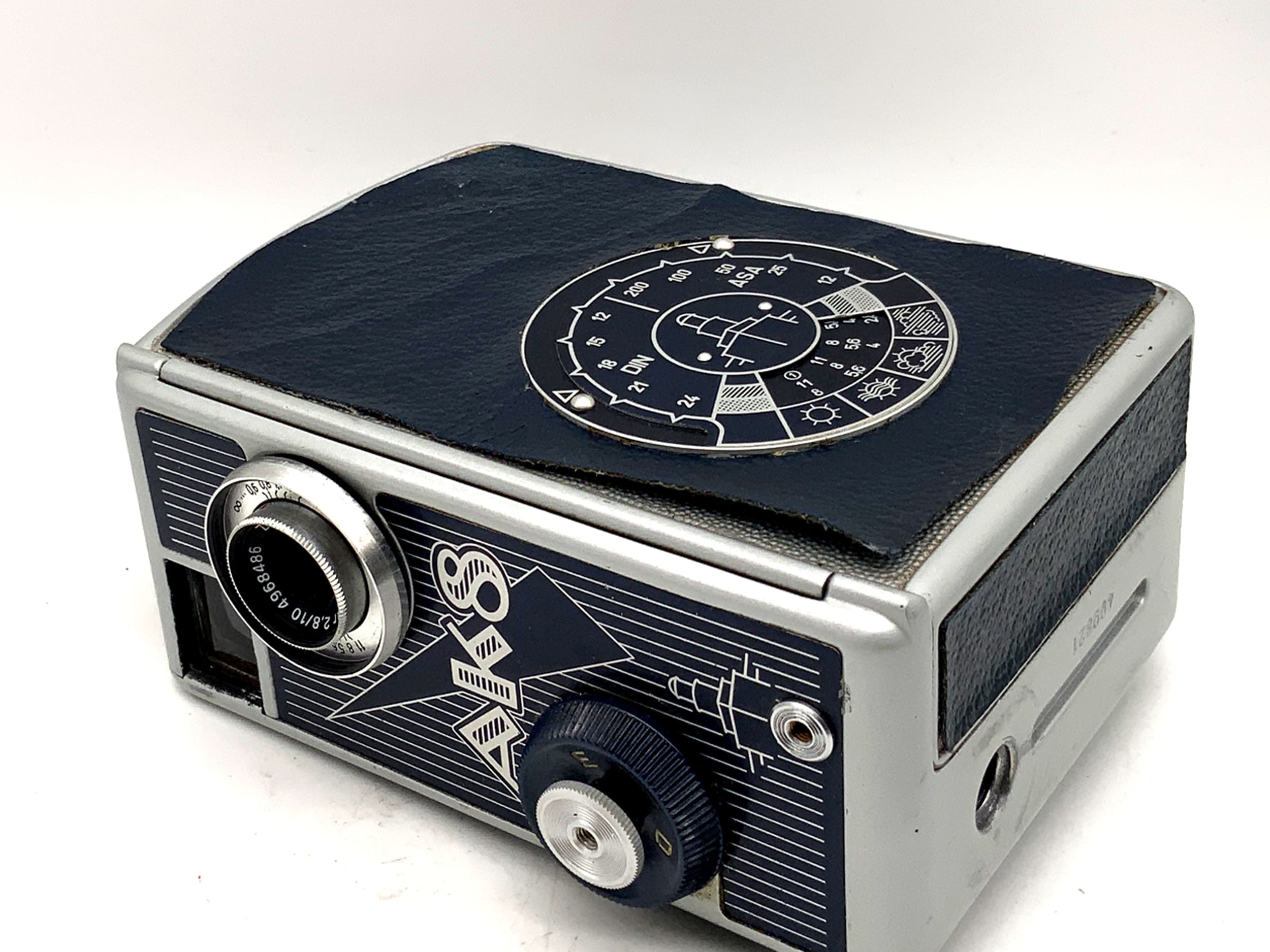 Pentacon AK 8 Filmkamera mit Carl Zeiss Triotar 2,8/10mm Super 8