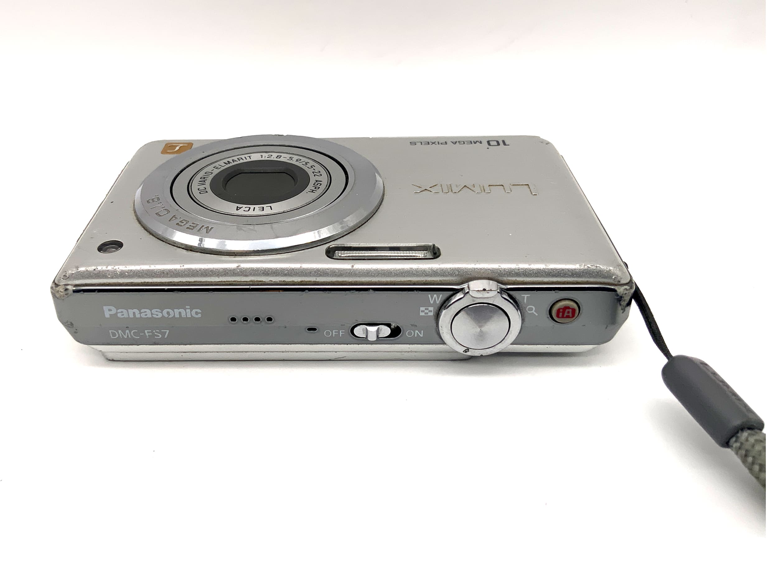 Panasonic Lumix DMC-FS7 Digitalkamera mit Leica DC Vario-Elmar 5.5-22mm