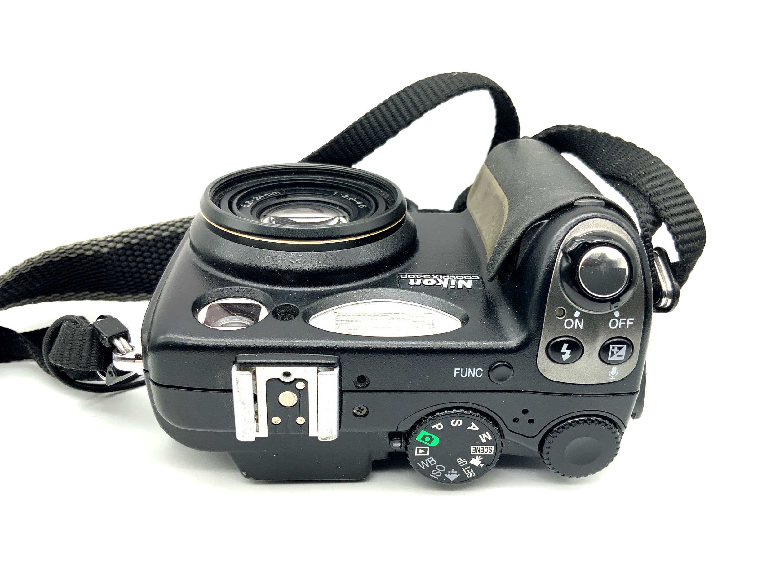 Nikon Coolpix 5400 Digitale Kompaktkamera mit 5.8-24mm 1:2.8-4.6