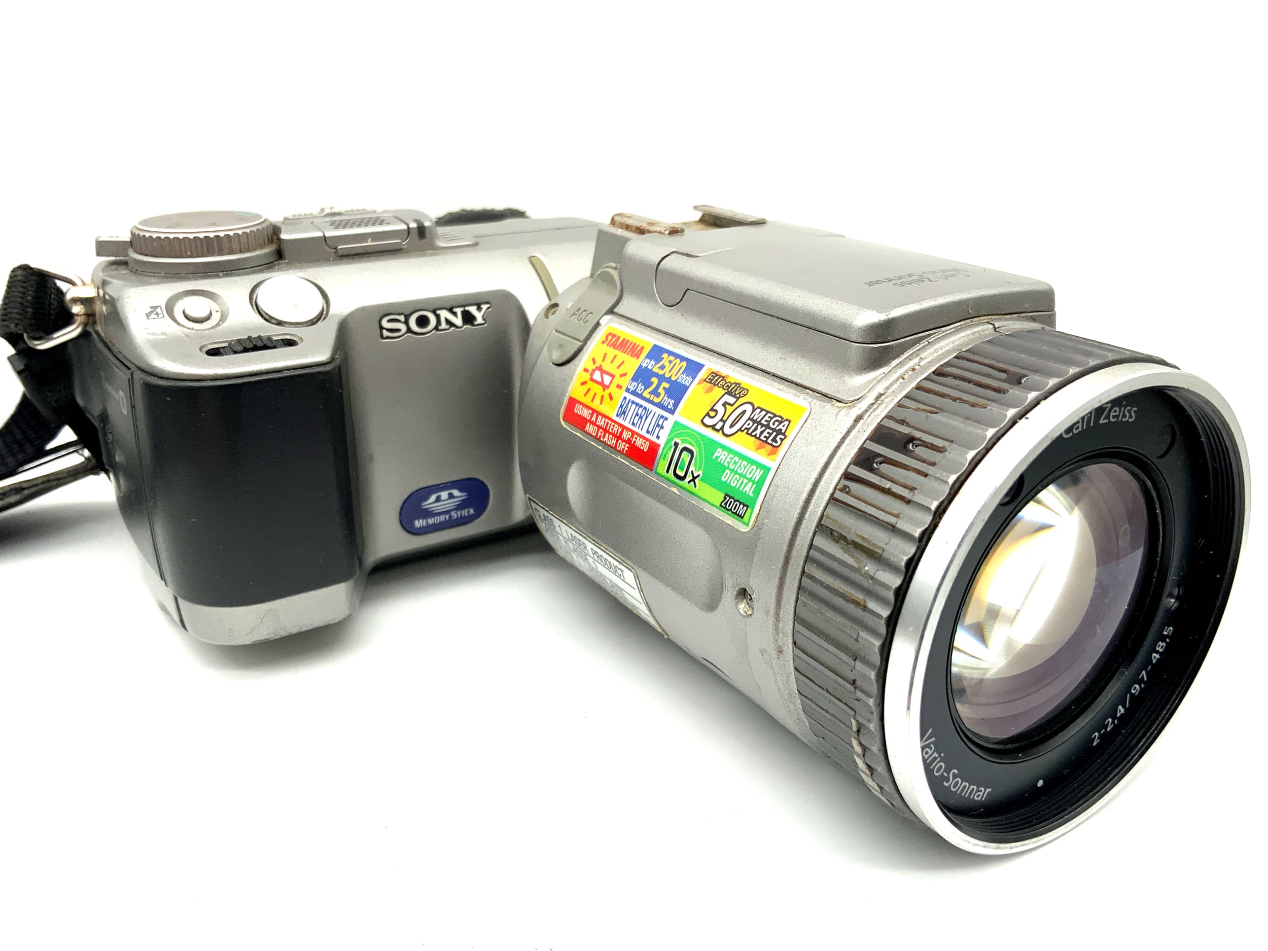 Sony CyberShot DSC-F707 Bridgekamera mit Carl Zeiss Vario-Sonnar Digitalkamera