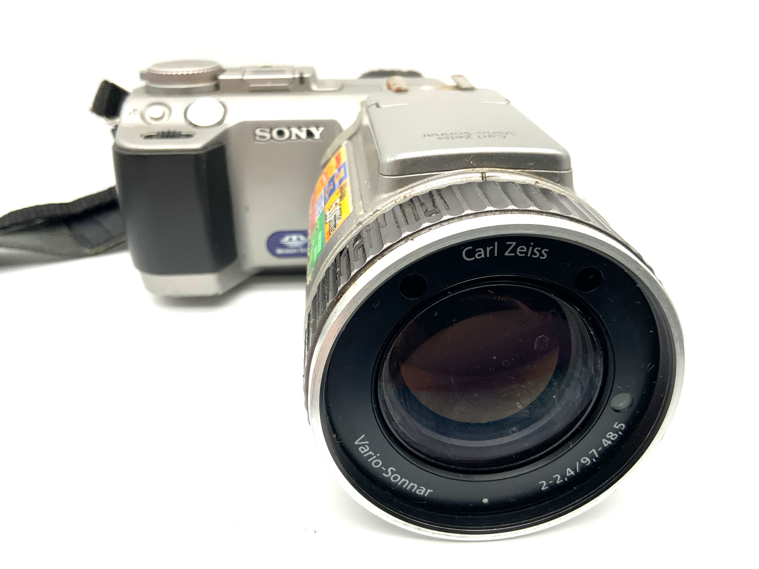 Sony CyberShot DSC-F707 Bridgekamera mit Carl Zeiss Vario-Sonnar Digitalkamera