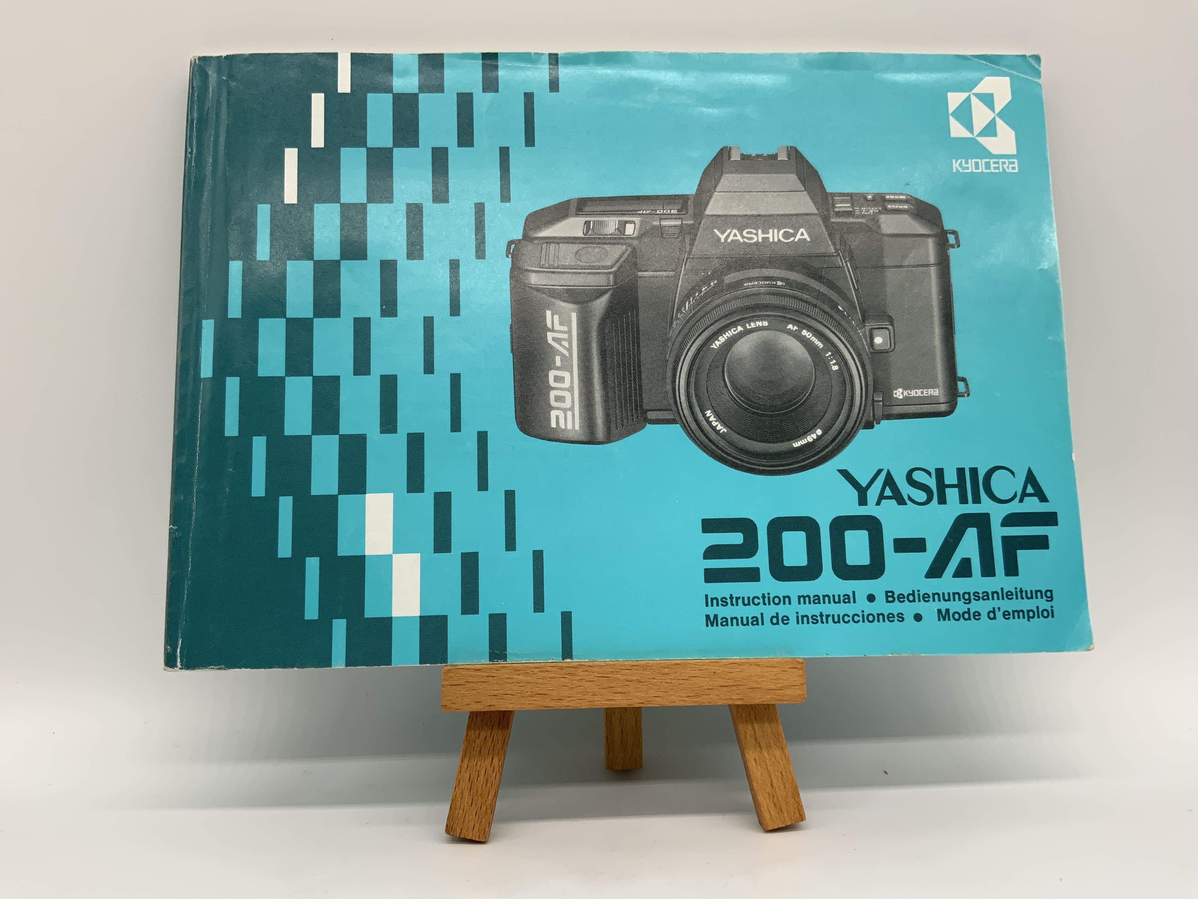 Yashica 200-AF Bedienungsanleitung Deutsch