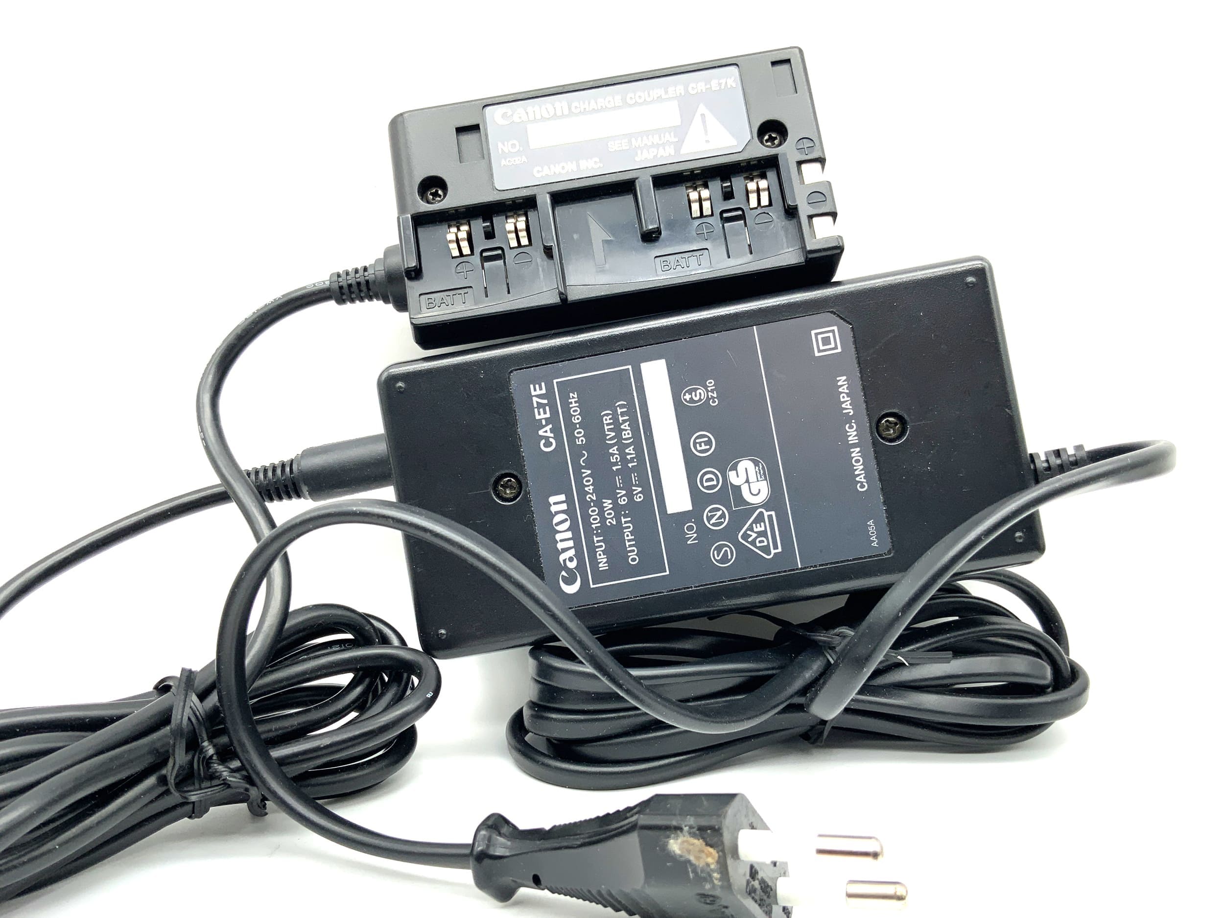 Canon CA-E7 avec alimentation CC CR-E7K