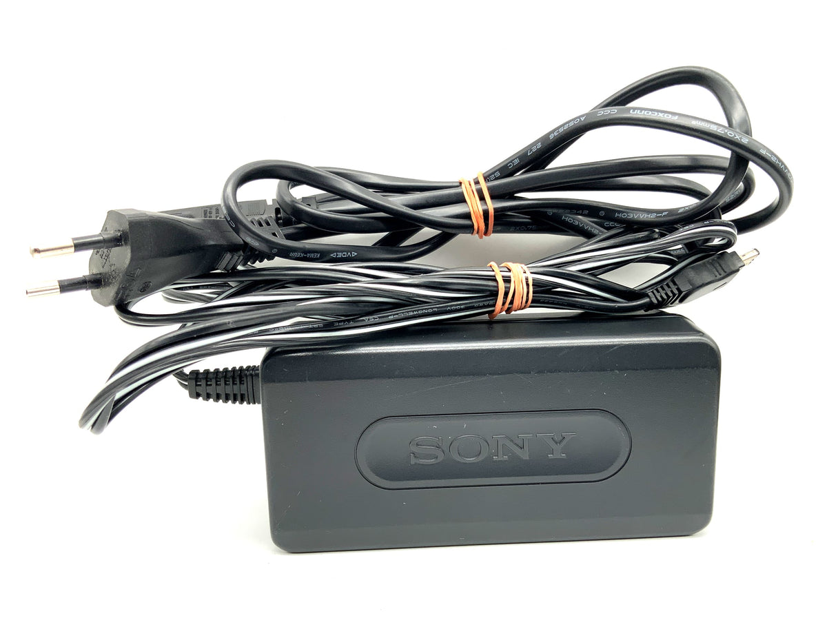 Sony AC-L10A Ladegerät Battery Charger Power Adaptor